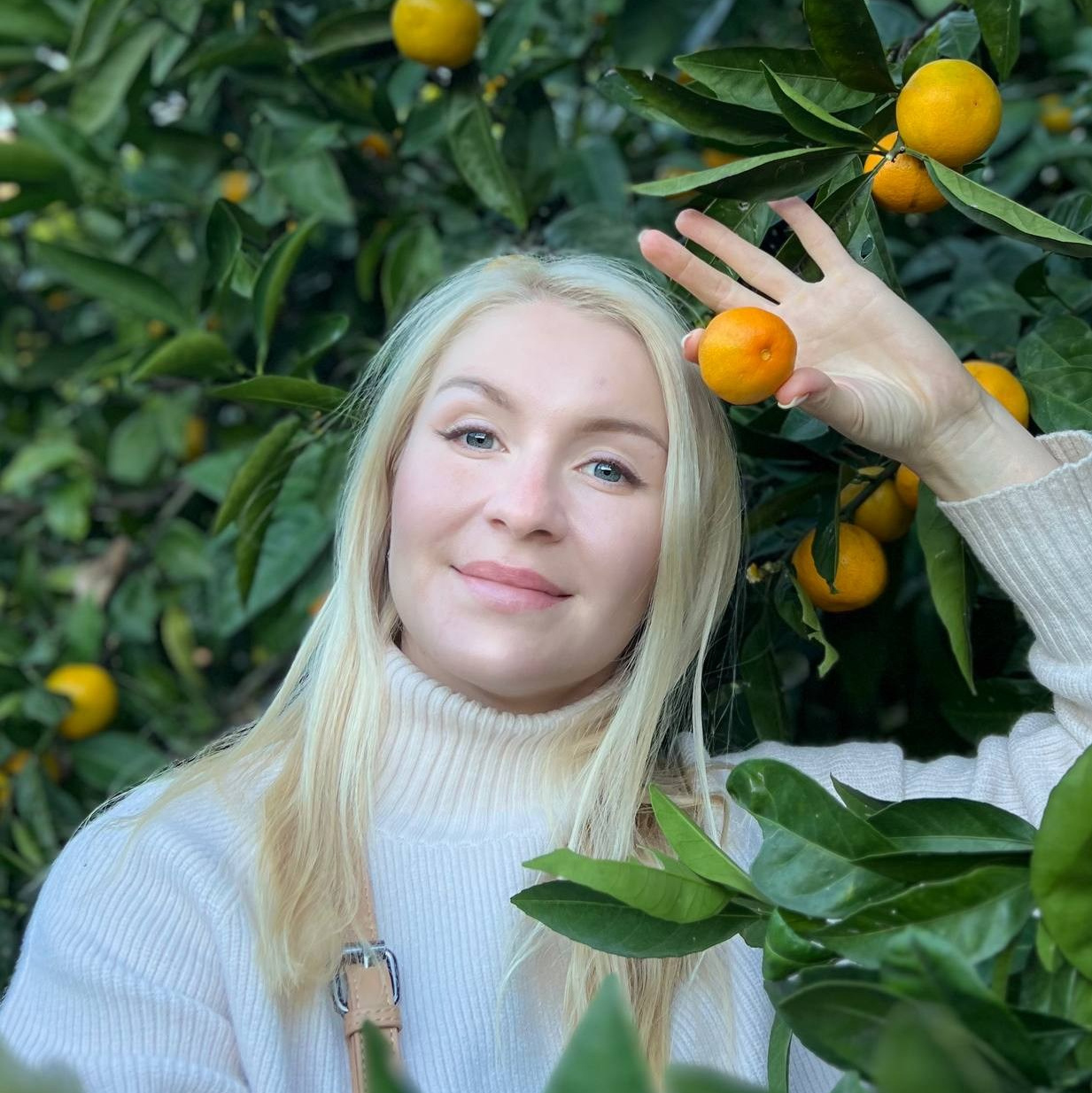 Школа «СВЕТ ДУШИ РА». Андрей Стахеев гипнолог Регрессолог целитель эксперт по работе с Родом