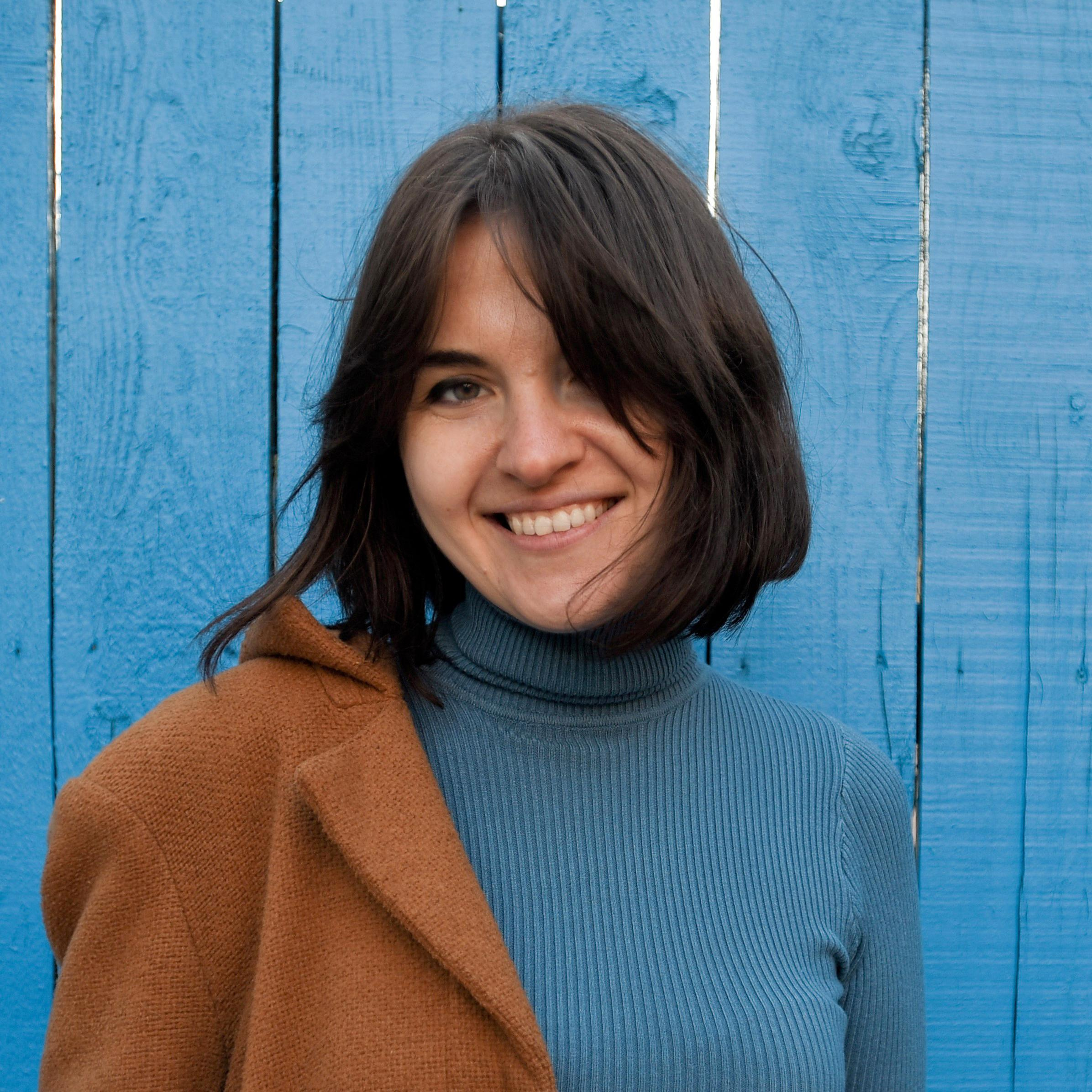 Контакты. Контент фотограф и видеооператор для бизнеса в Москве и Калуге