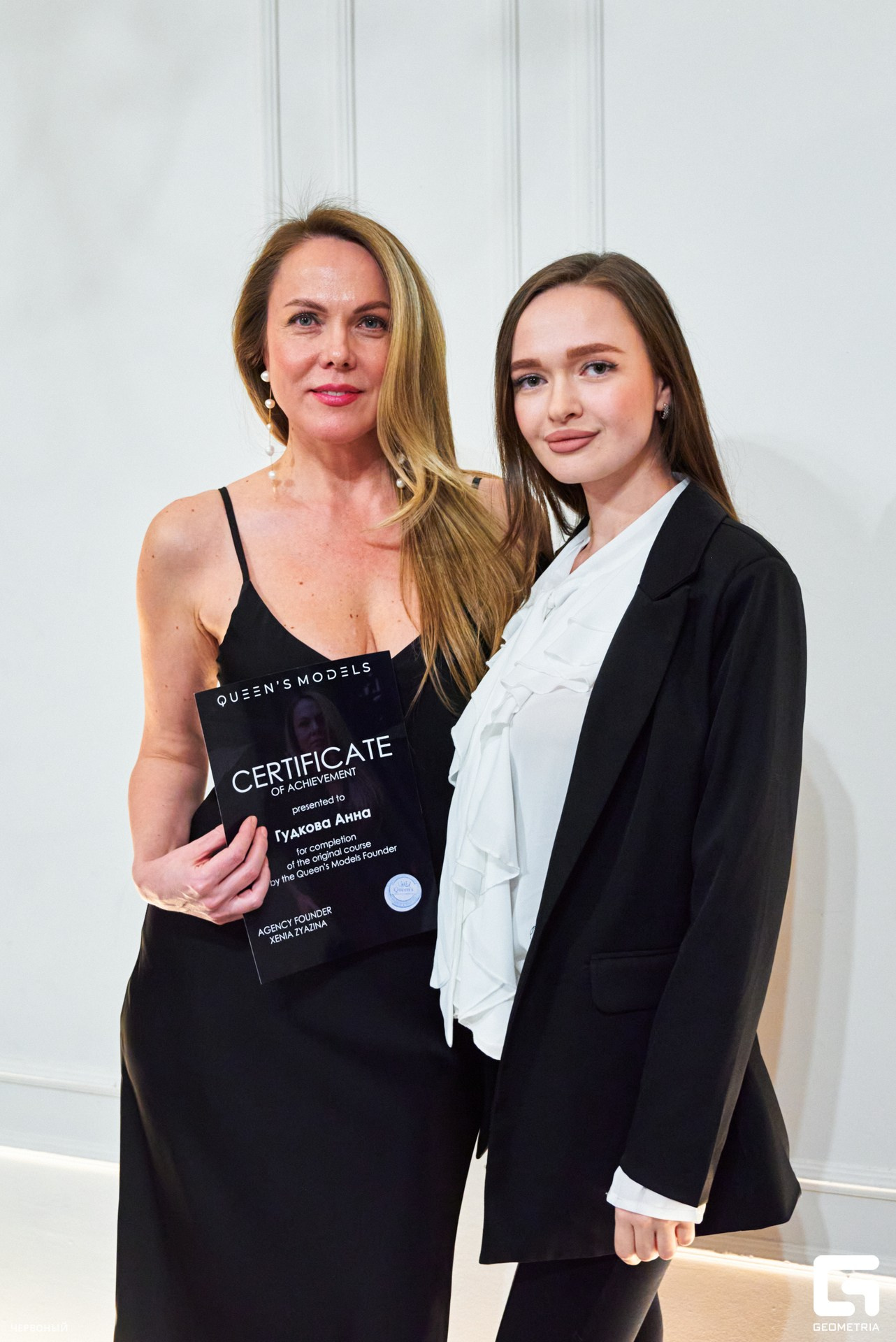 Фотография учениц академии моделей