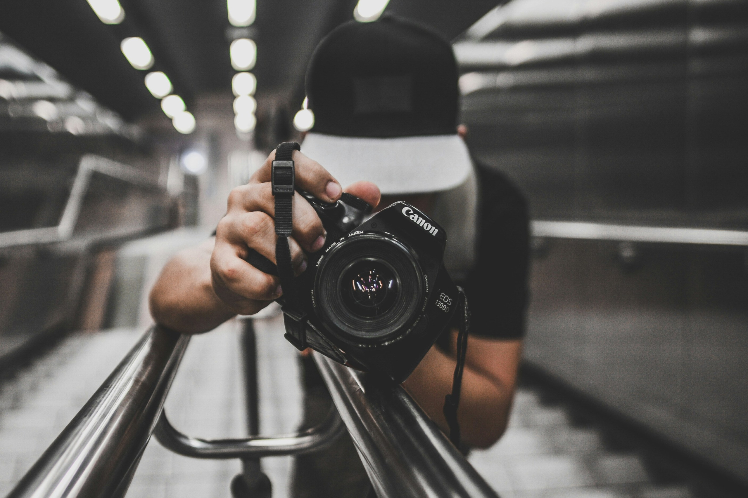 Контакты. Телефон и ссылки на соцсети.