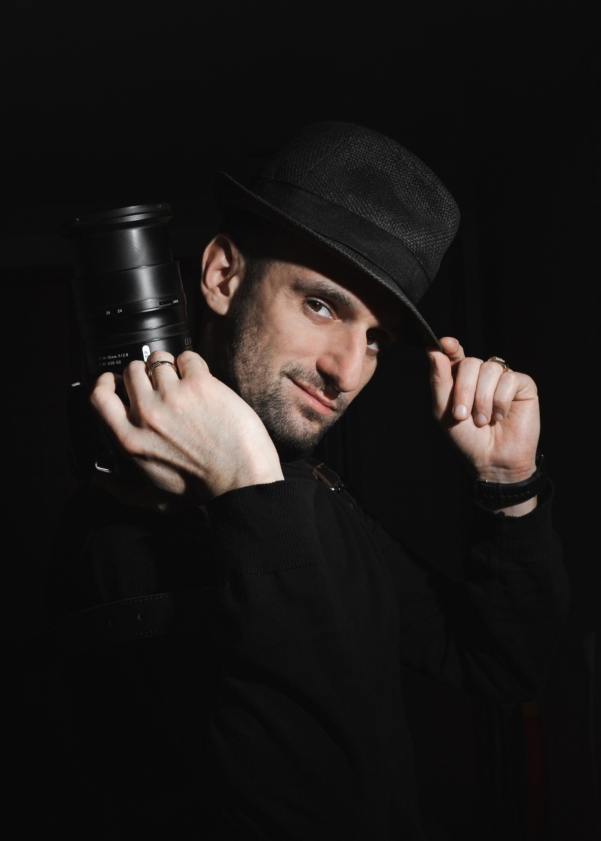 Контакты. Стильный репортаж и кадры как в кино