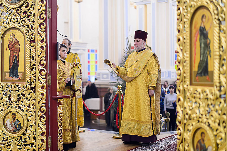 Как отличить священника от епископа. Фотограф на Крещение и Венчание в Ташкенте