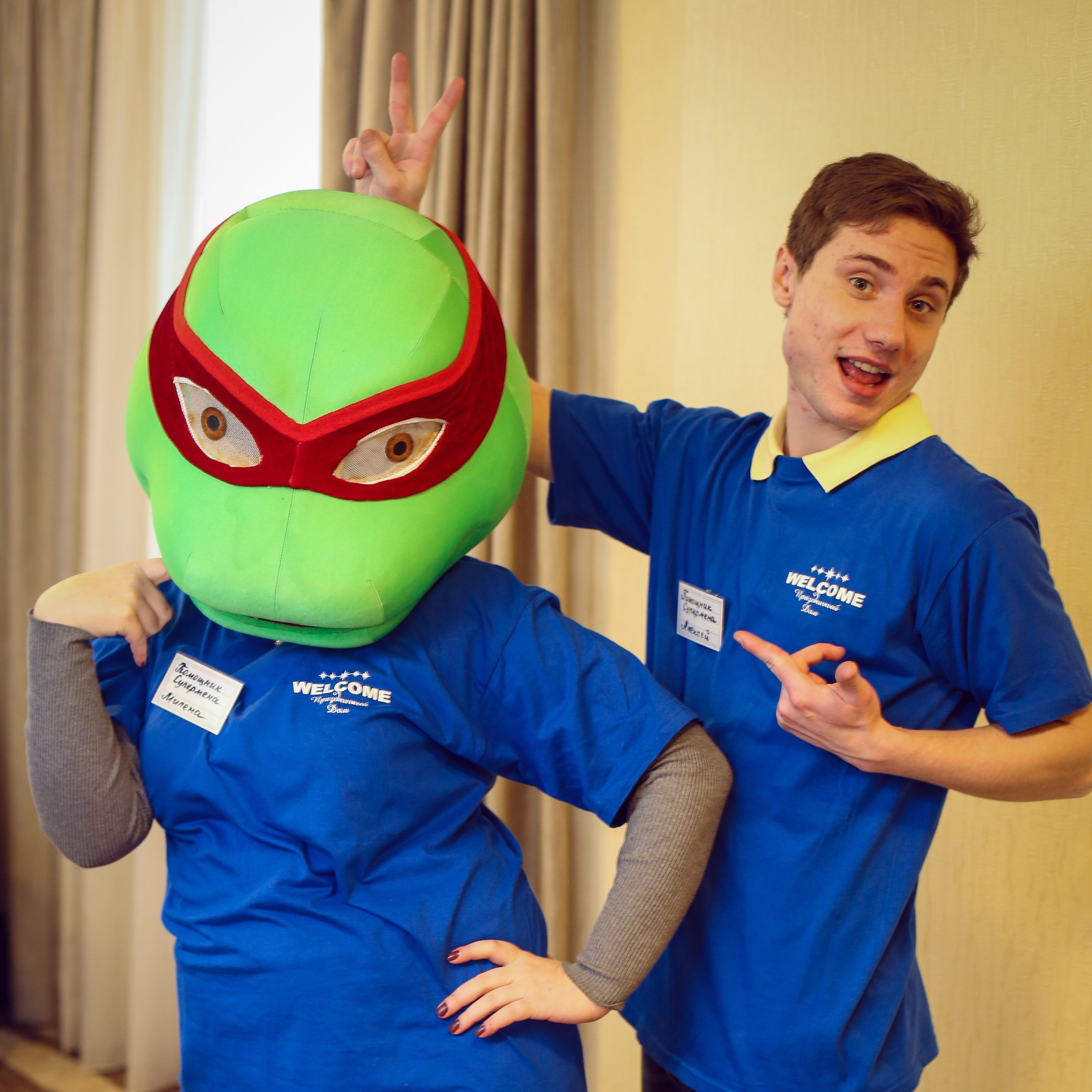 Яркий тимбилдинг в стиле супергероев с участием аниматоров-героев и командных игр