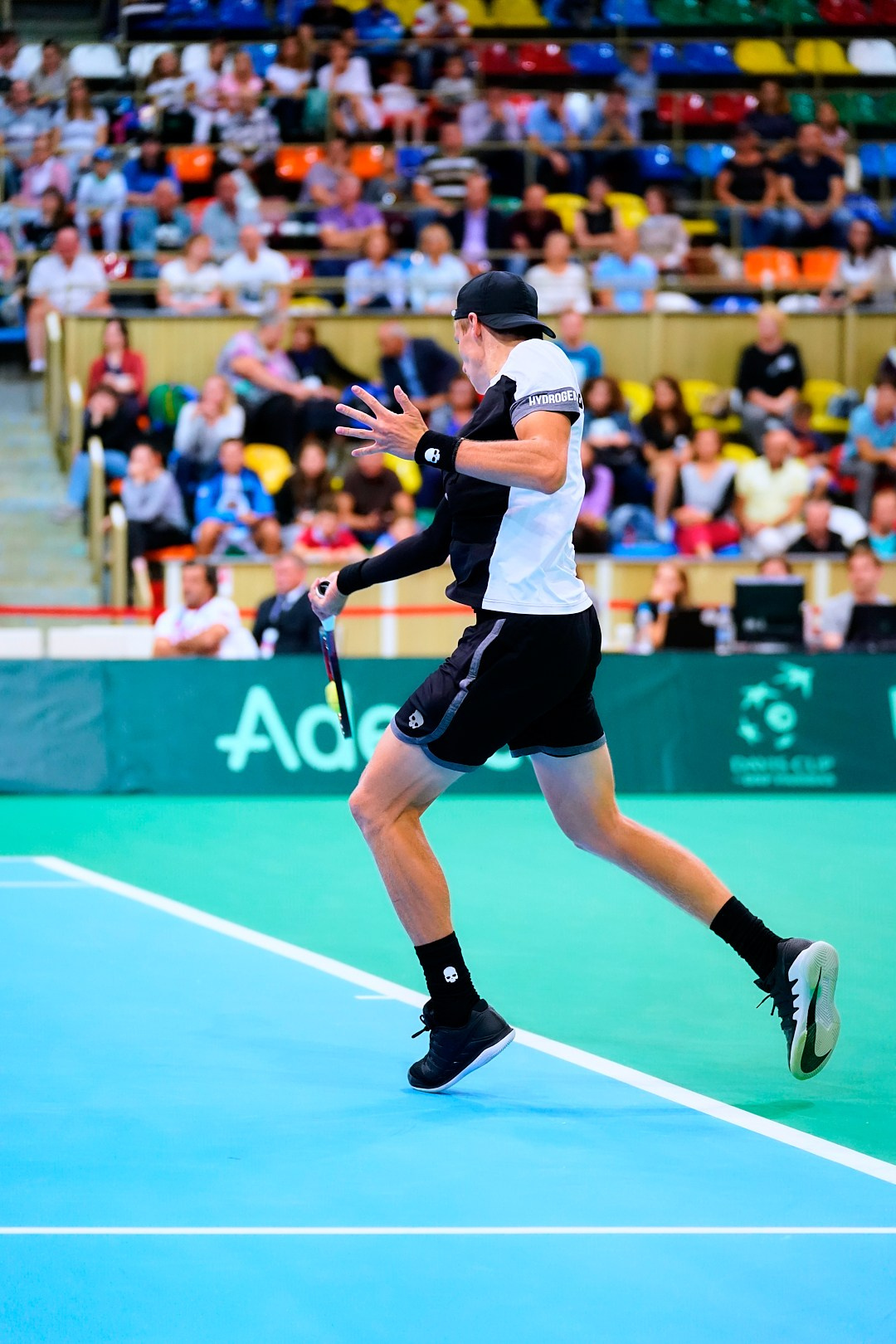 Тренировки по Большому Теннису Взрослые Дети ПРОФЕССИОНАЛЬНАЯ ПОДГОТОВКА. Тренировки по теннису для всех уровней | Кастомизация ракеток для тенниса, падел-тенниса и сквоша