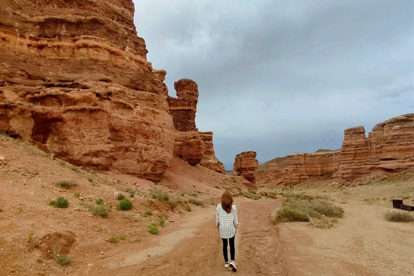 Экскурсия и тур на озеро Кольсай, Чарынский каньон и Черный каньон из Алматы за 1 день