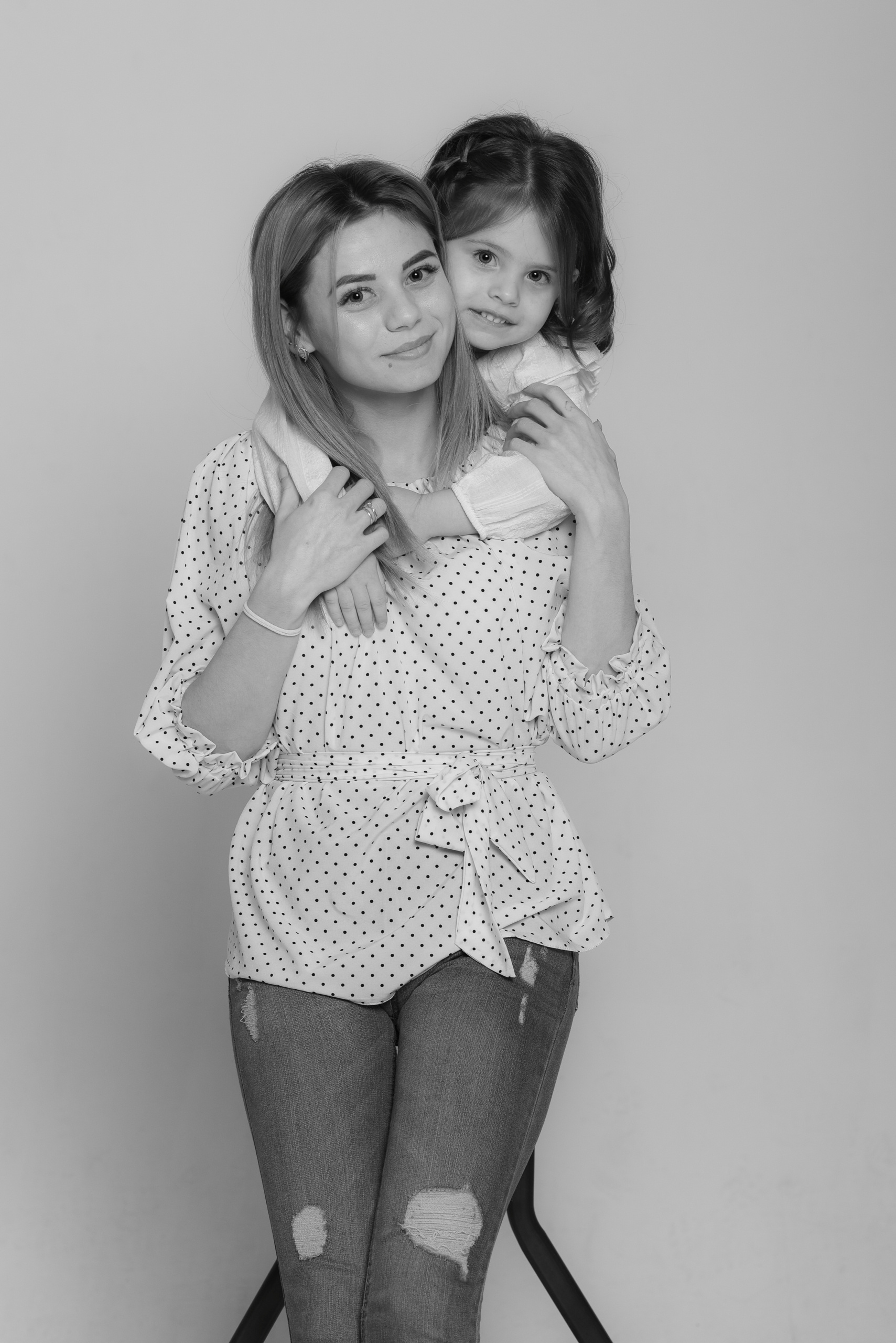 Фотосессия мамы и дочки в Ростове-на-Дону. Семейный фотограф в Ростове-на-Дону Мария Панарина