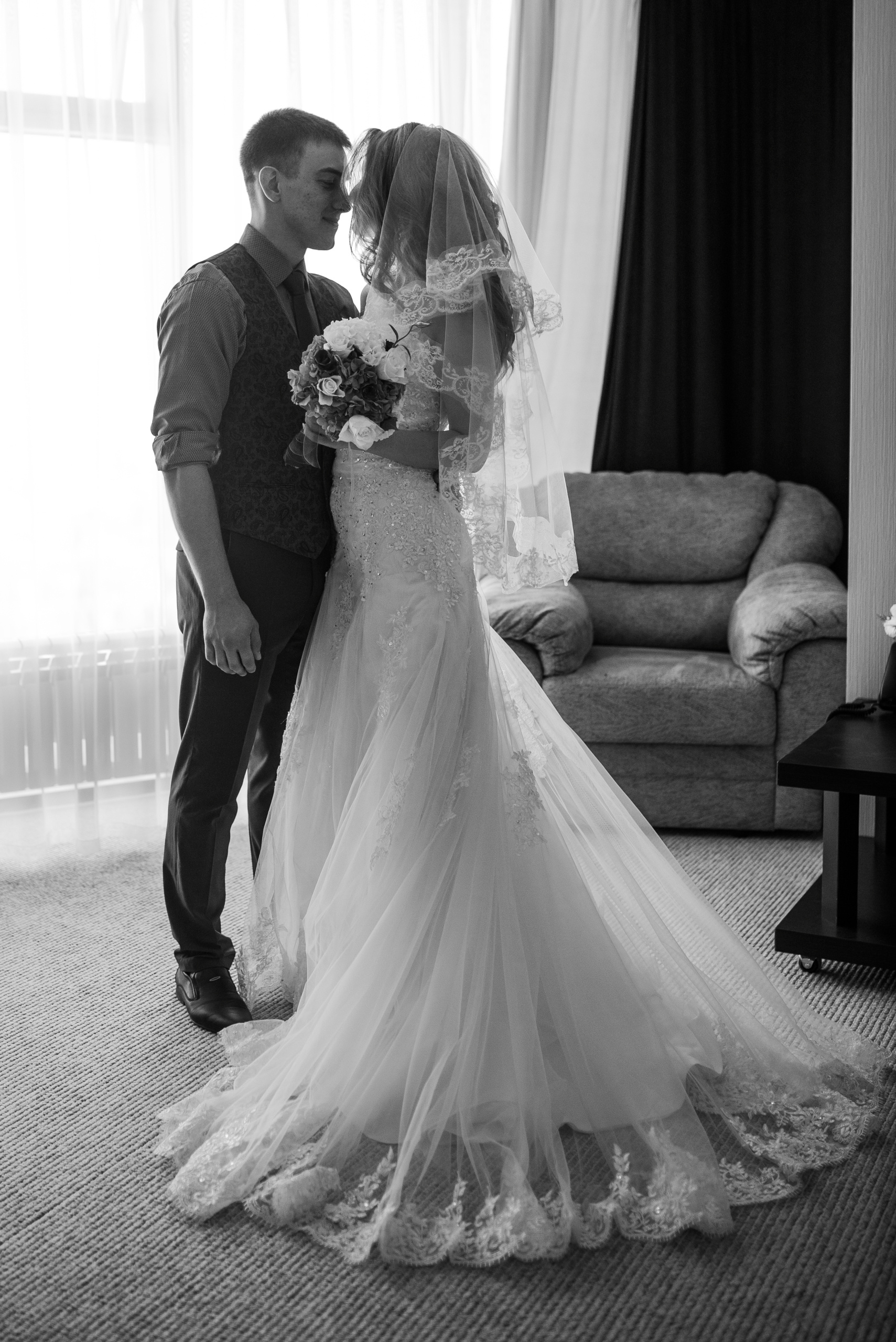 Анонс свадьбы Альбины и Алексея от 11 августа 2018. Фотограф Илья Осенко Воронеж