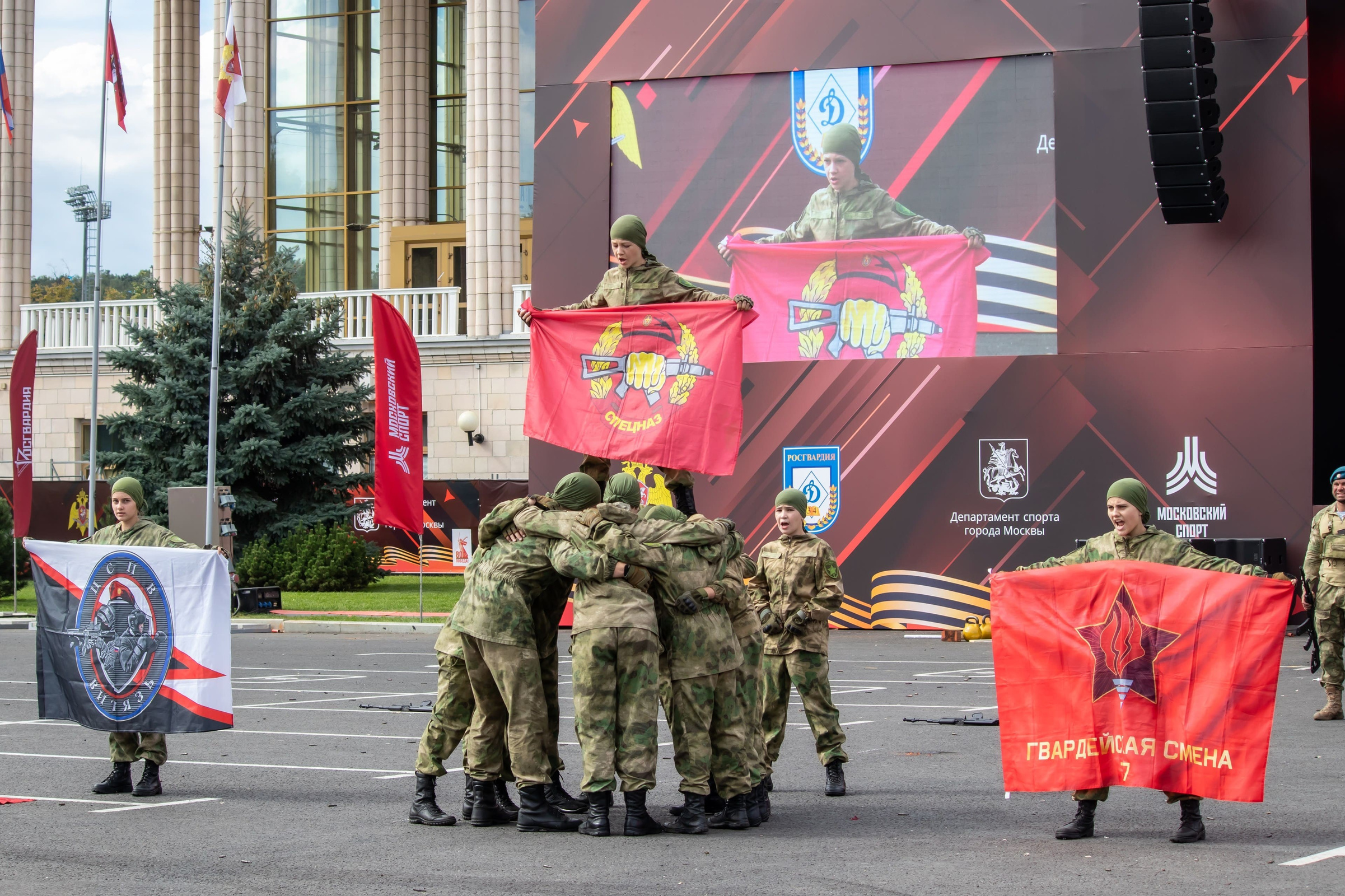 фестиваль росгвардии лужники построение военнослужащих парадные выступления фотограф Карасёва Елена