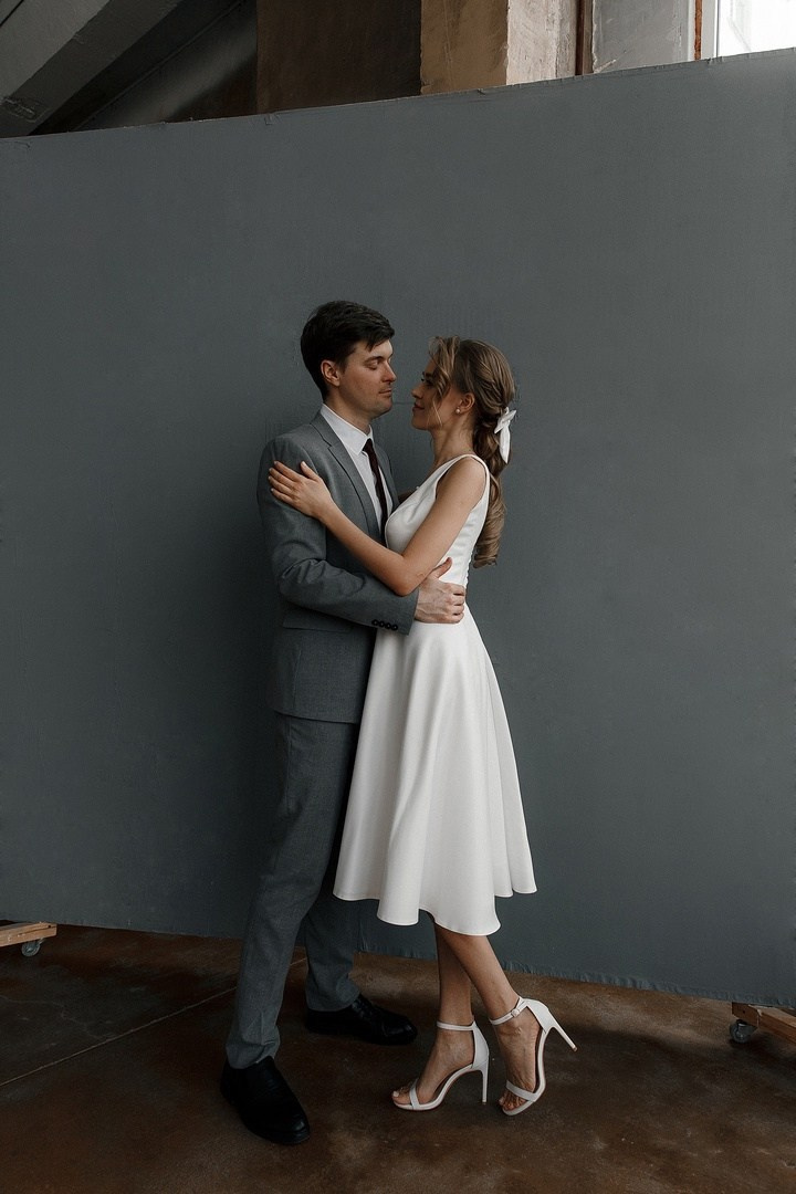 Короткие и миди. Свадебный салон Саратов — Charmante