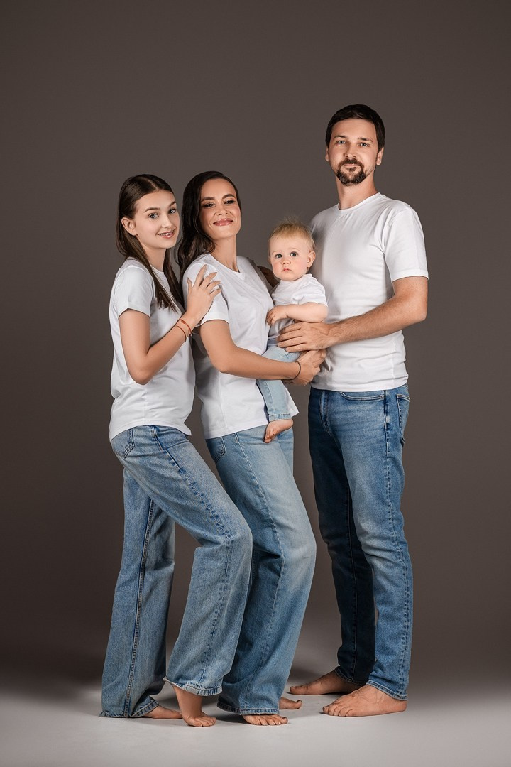 Стоимость «Семейные съёмки и материнство». Фотограф беременности и новорождённых в Москве