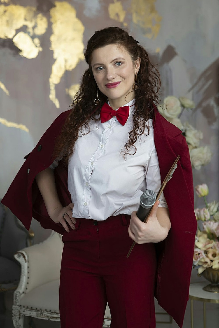 Ведущая СПБ Надежда Кожина