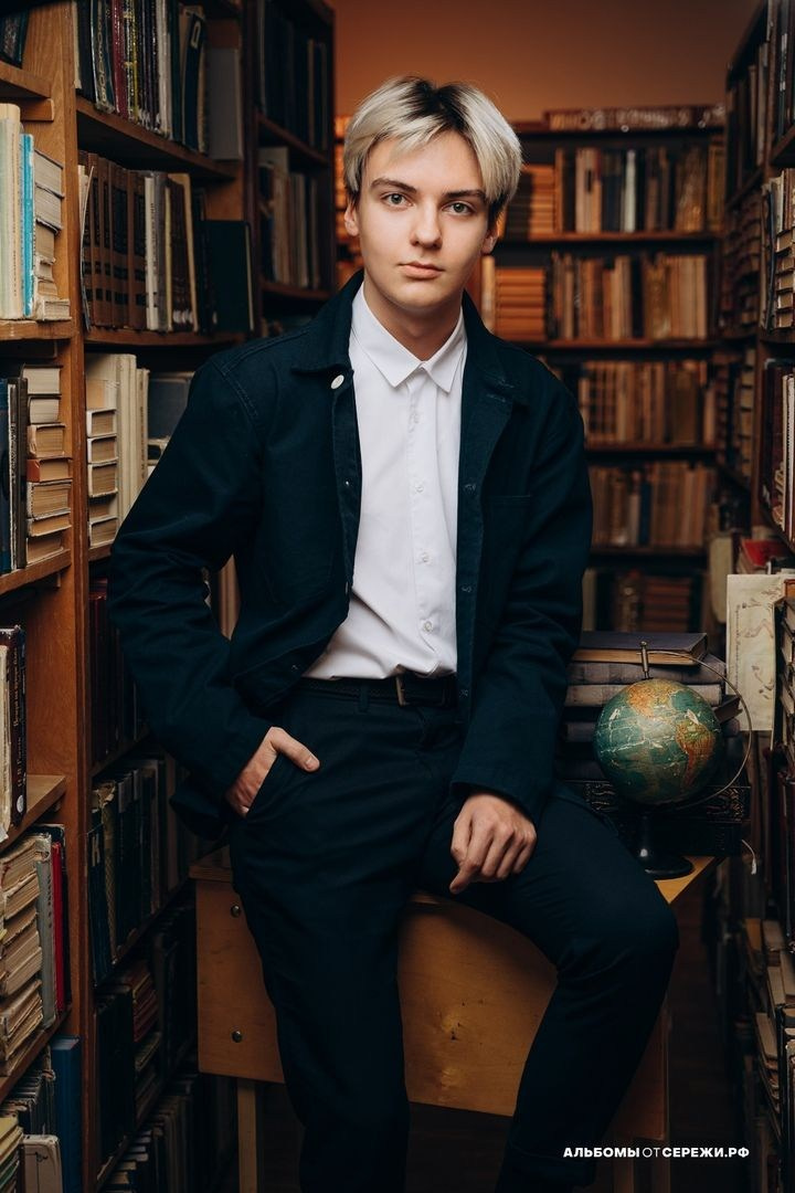 ПОЗИРОВАНИЕ выпускной класс