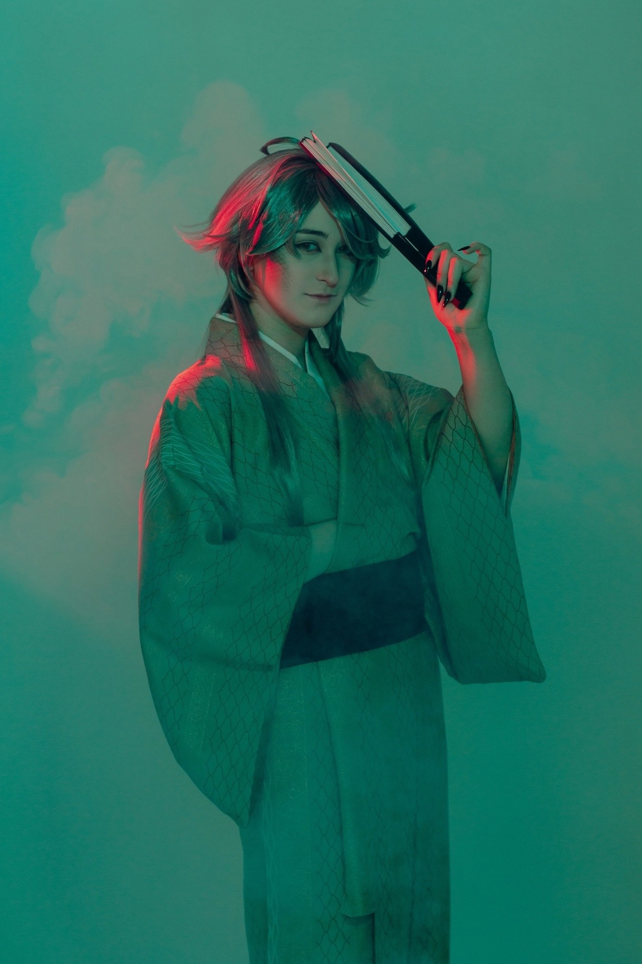 Шкаф: реквизит&одежда. Фотограф NotSilver