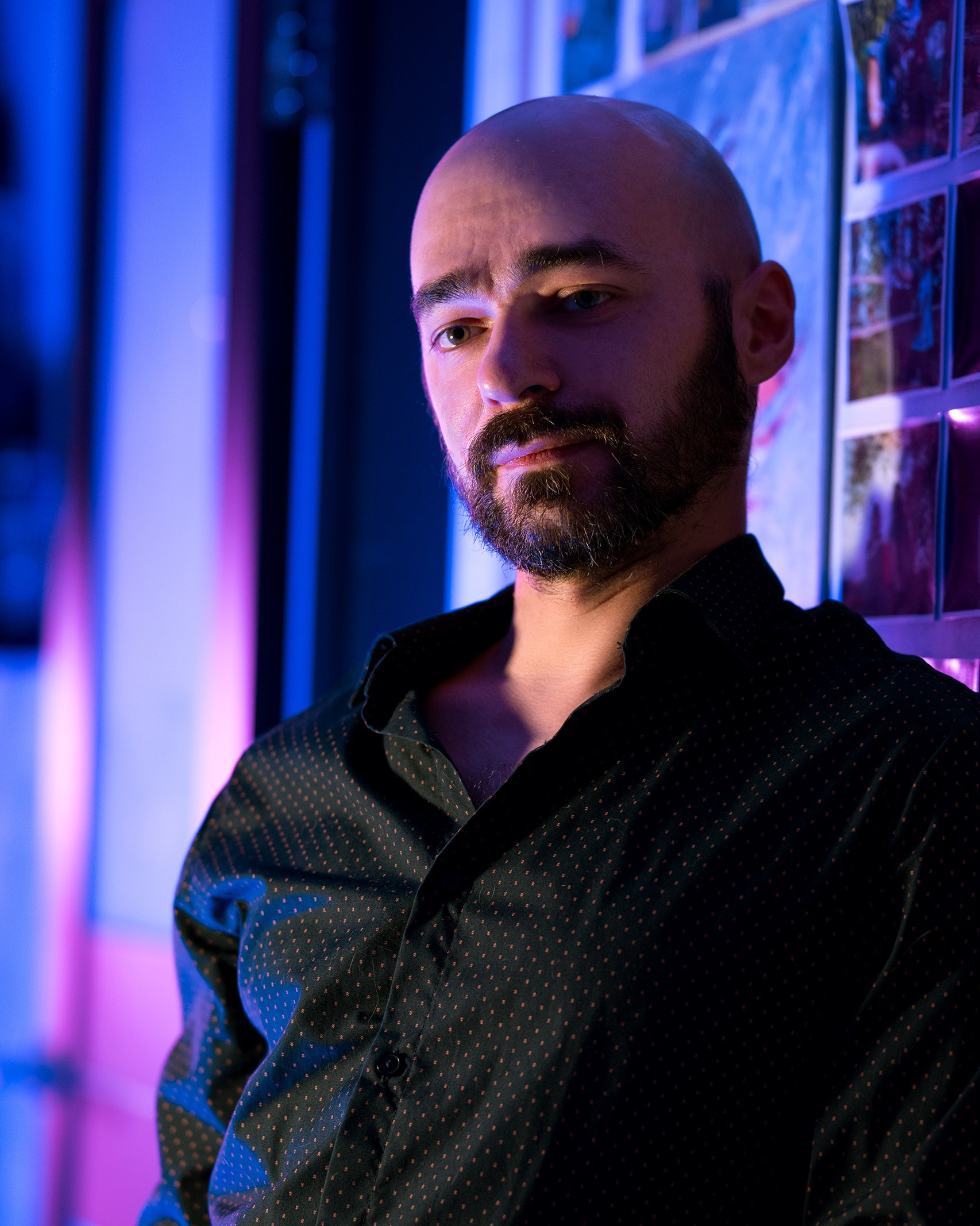 Контакты. Фотографирует красивое Денис Горностаев