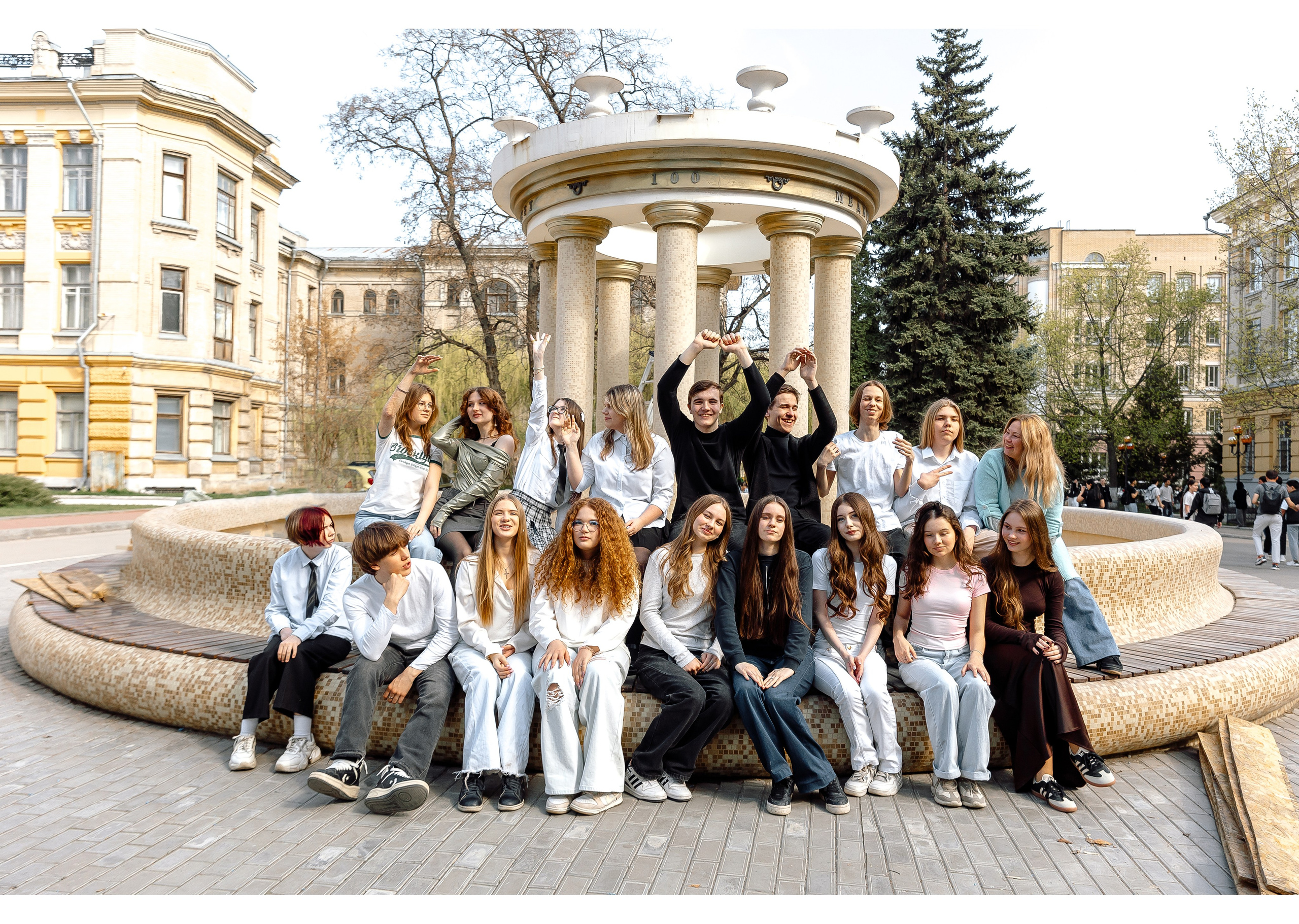 ВЫПУСКНЫЕ АЛЬБОМЫ. Фотограф в Саратове Мария Буршина