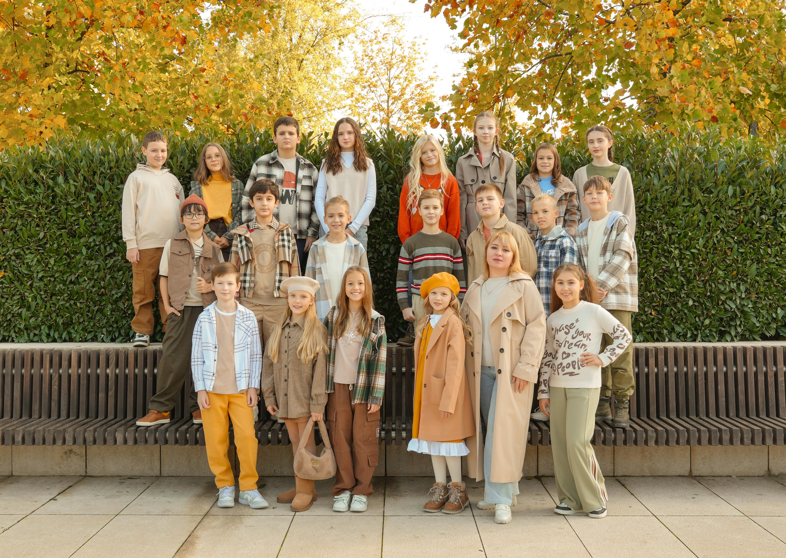 ГИМНАЗИЯ «ЛИДЕР» — 4 «А» класс. Красивый выпускной альбом в Краснодаре