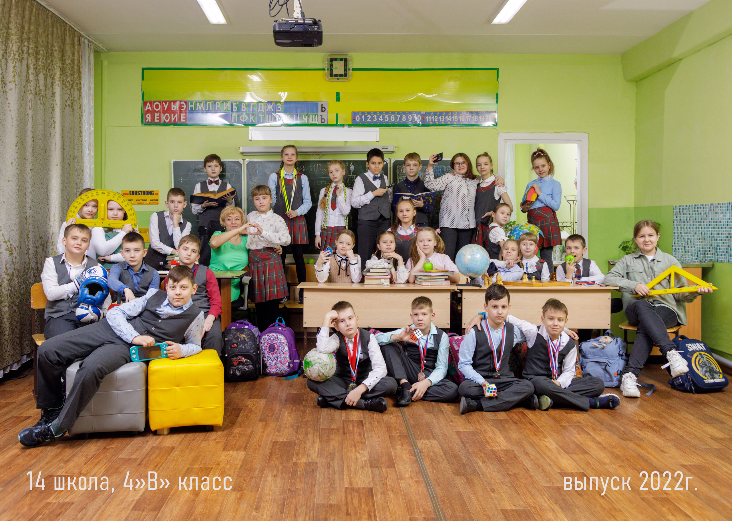 Фотопапки на два разворота. Школьный фотограф/видеограф в Санкт-Петербурге Константин Ольхин