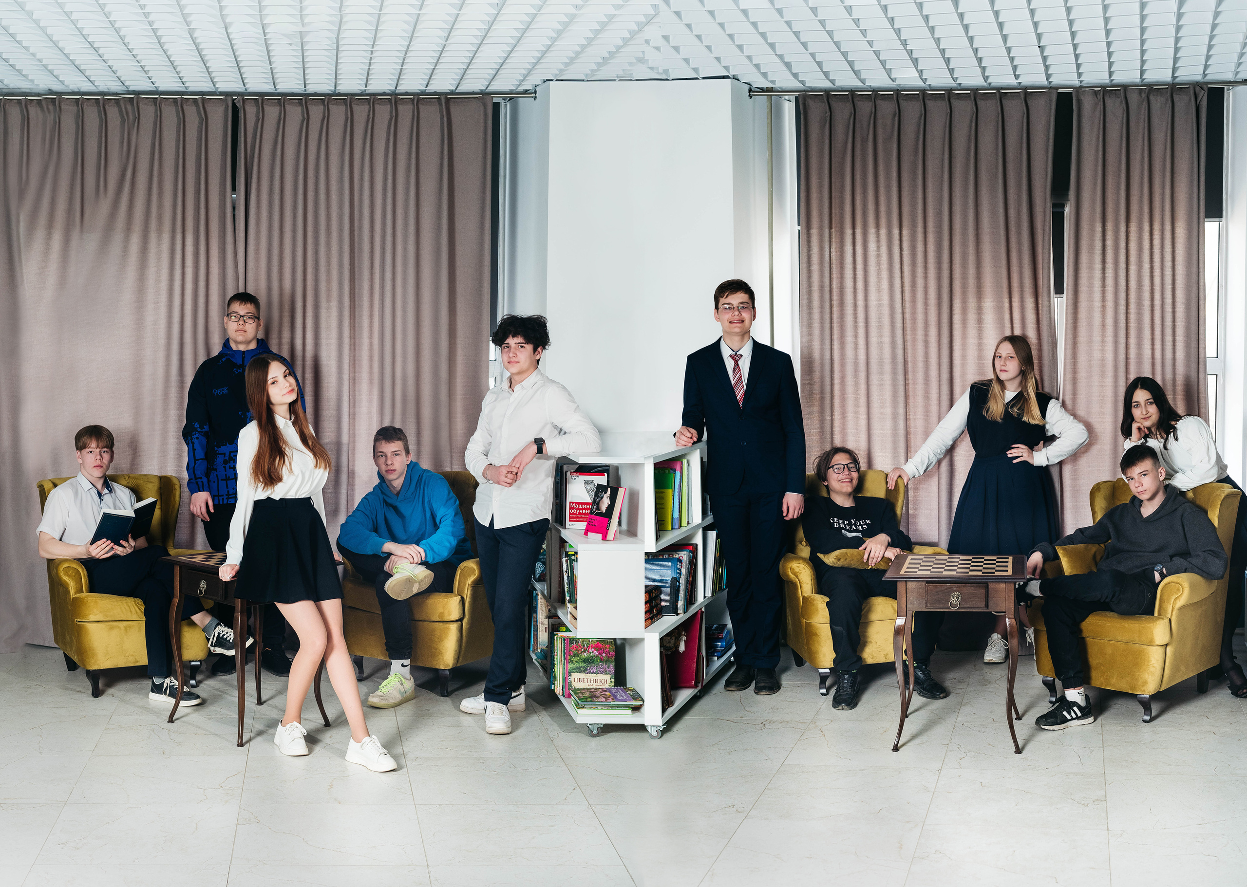 Выпускные альбомы. Семейный и детский фотограф Захаренкова Юлия