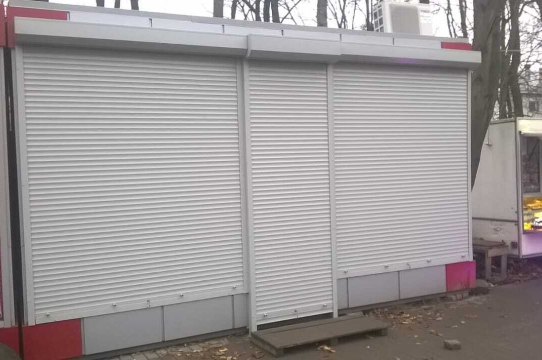 Рольставни Установка, Ремонт. во Владивостоке. Заказать Защитные Жалюзи Владивосток!. Ремонт Пластиковых Окон, Рольставни ремонт, Регулировка, Владивосток, Артем