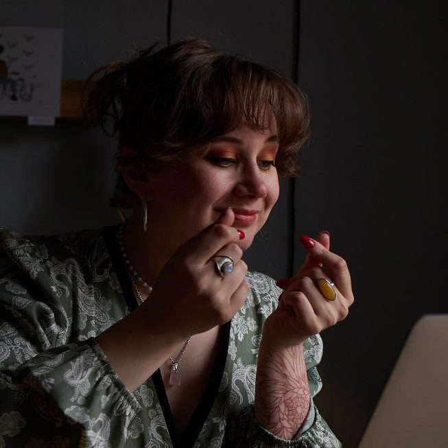 Психолог Дарья Пурпурная