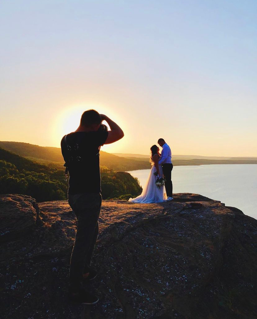 Контакты. Свадебный фотограф Ирнис Дильмухаметов