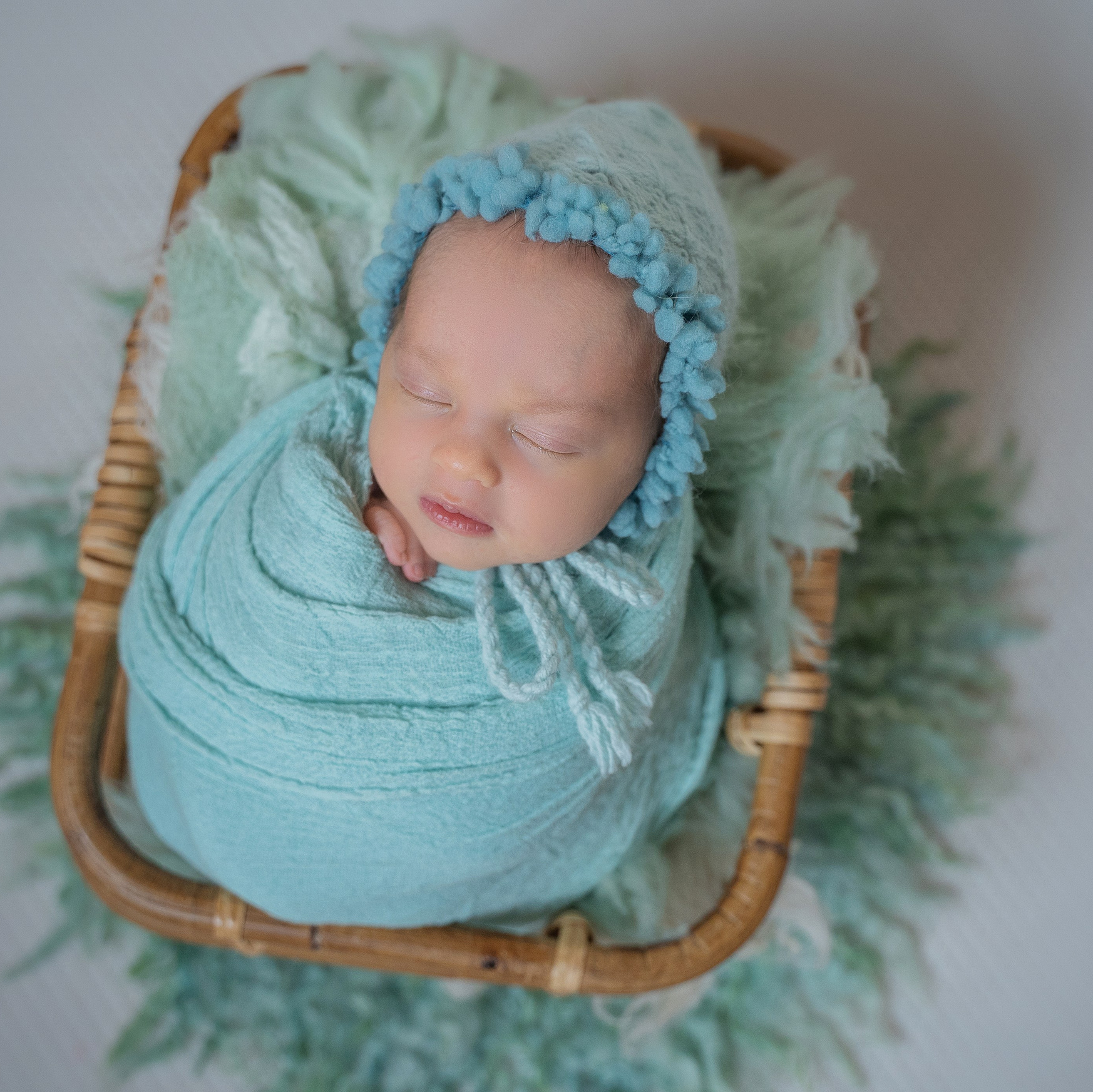 Цены на фотосессию новорожденных в Москве