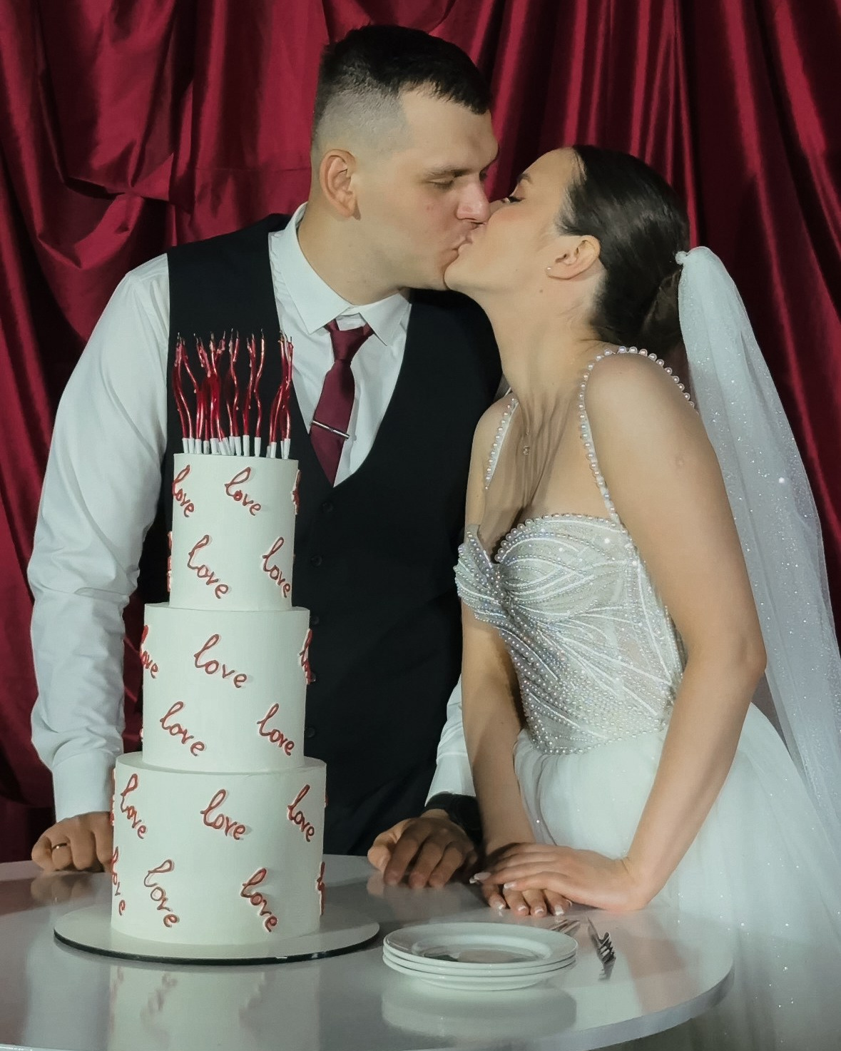 Свадебная съемка. Фотограф/рилсмейкер в Москве и МО. Свадьбы, индивидуальные съемки, лавстори, беременность, мероприятия, бренды