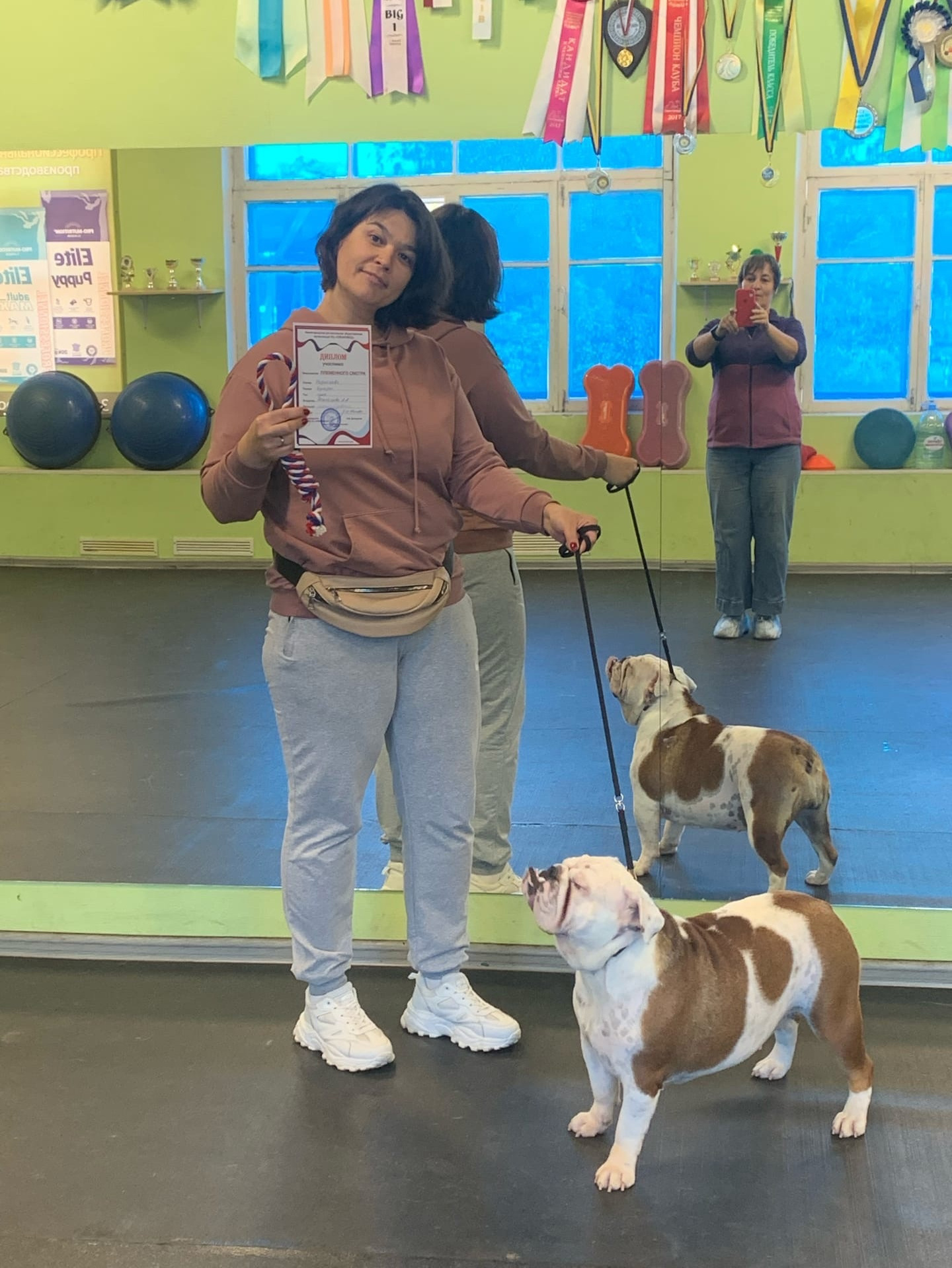 Племенной смотр, судья-эксперт РКФ/FCI Ольга Иосифовна Шилова. НРОО КЦ "Собаковод"