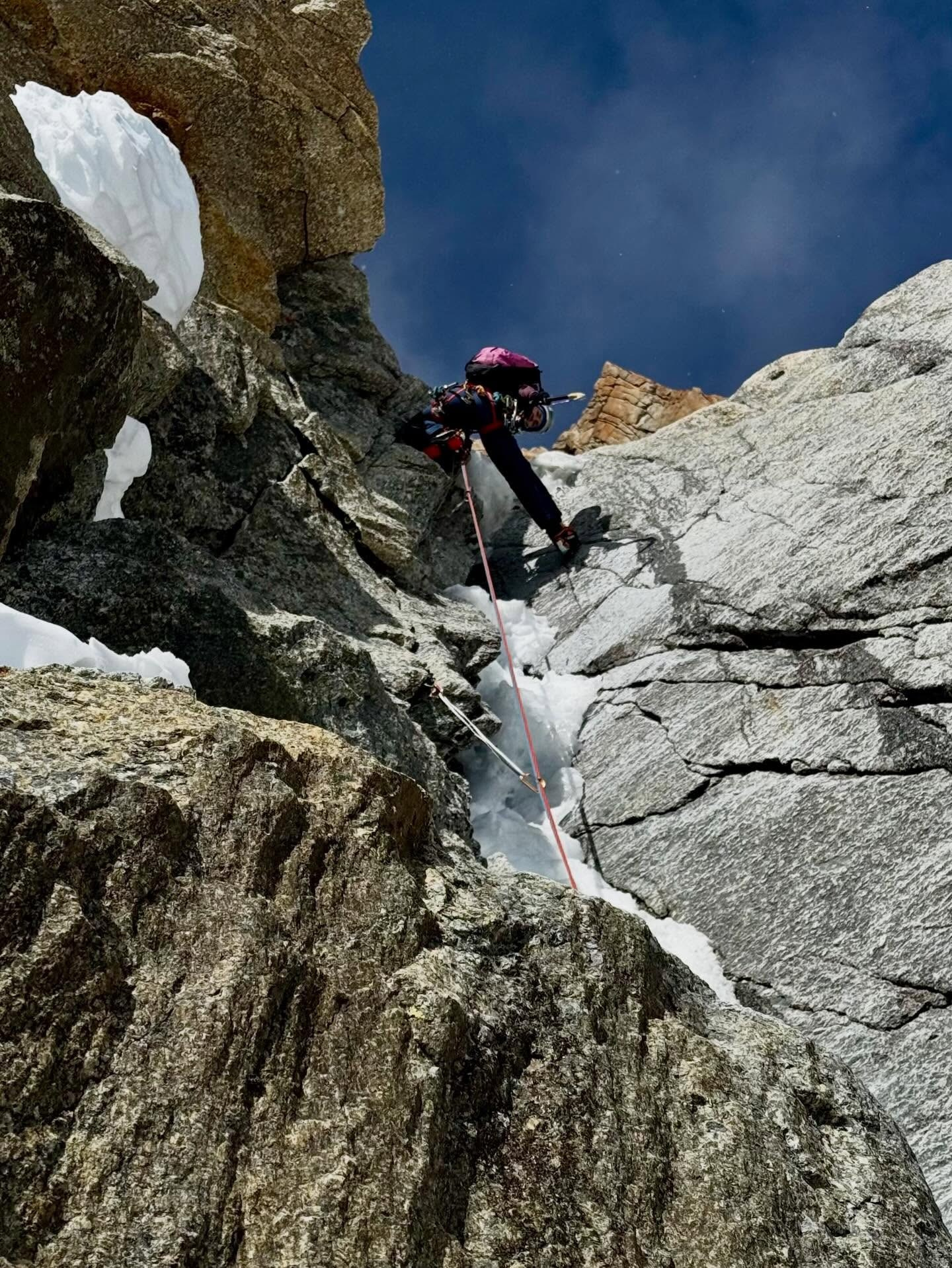 Женский микст: два маршрута на Mont Blanc du Tacul за 2 дня. Премия Стальной Ангел