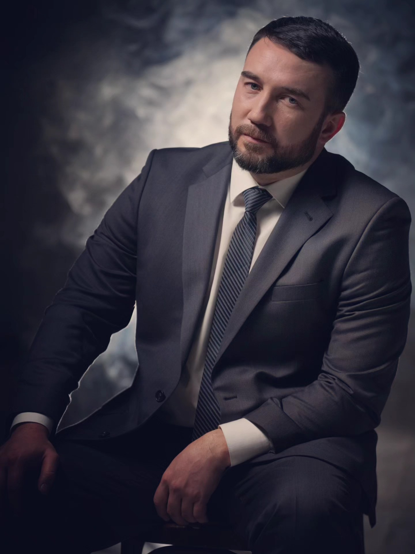 Контакты. Фотограф в Алматы Егор Поленов