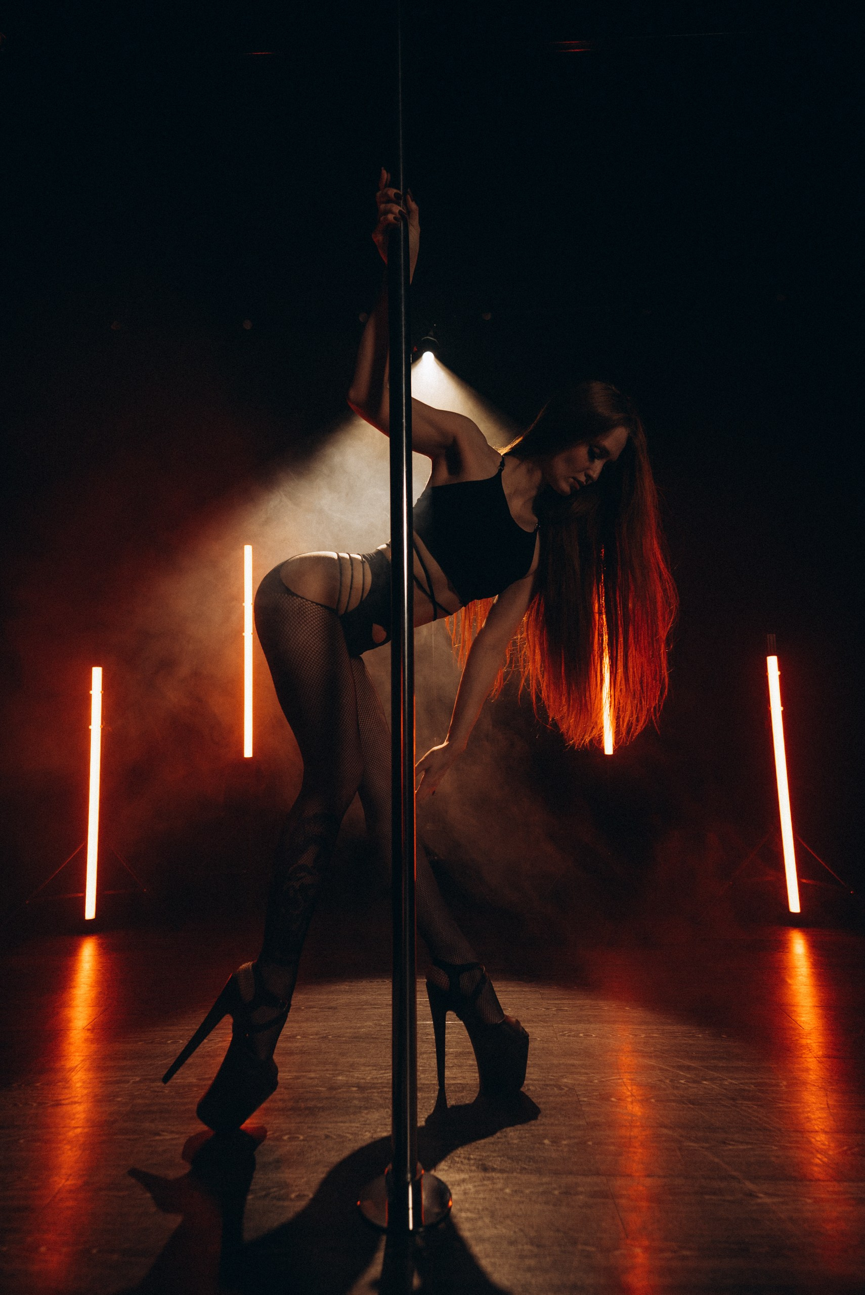 Контакты. Studio 4U — Для танца. Для фото. Для тебя