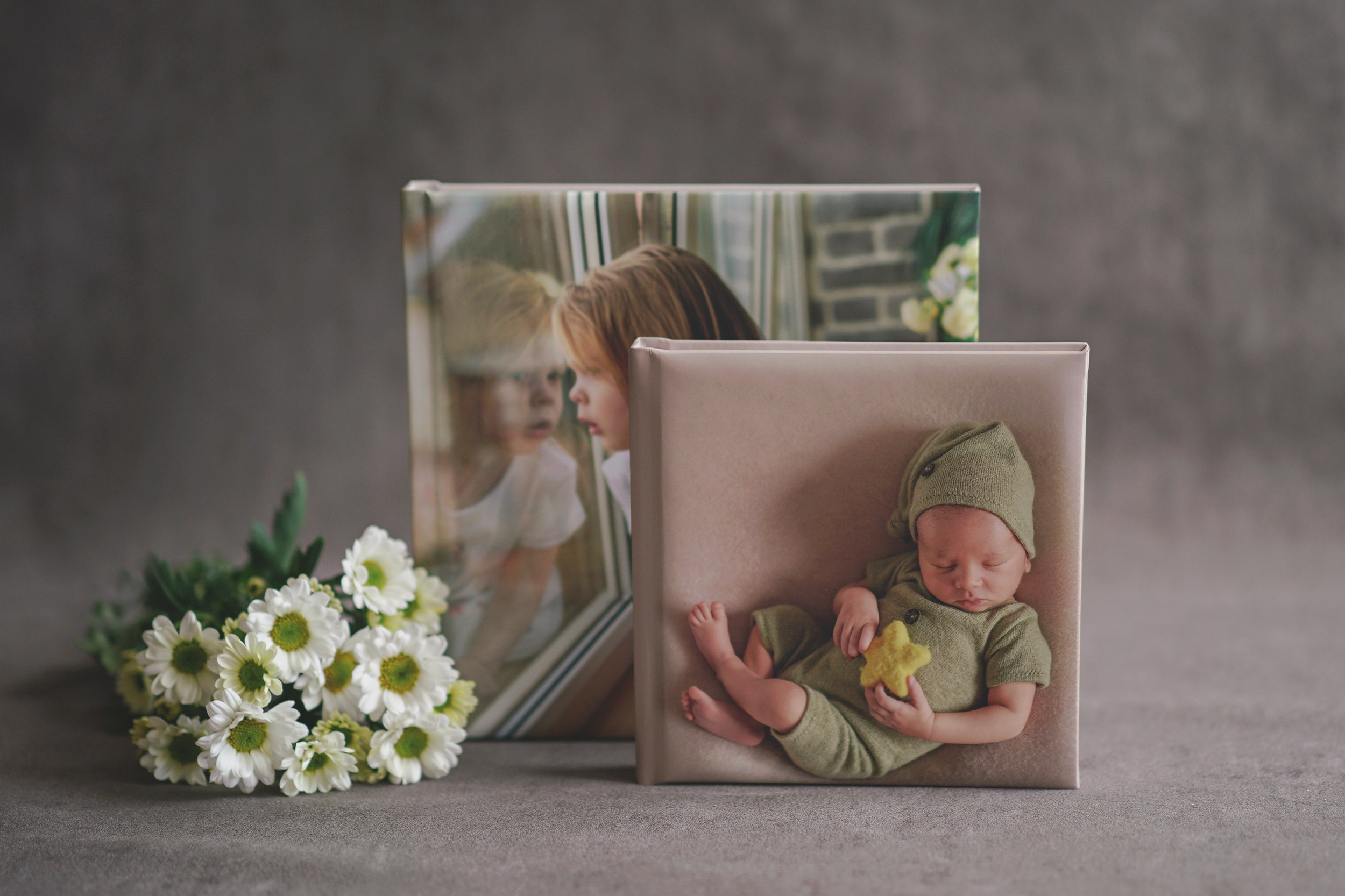 Фотокниги и фотокартины. Фотограф новорожденных в Нижневартовске Лара Курдюкова