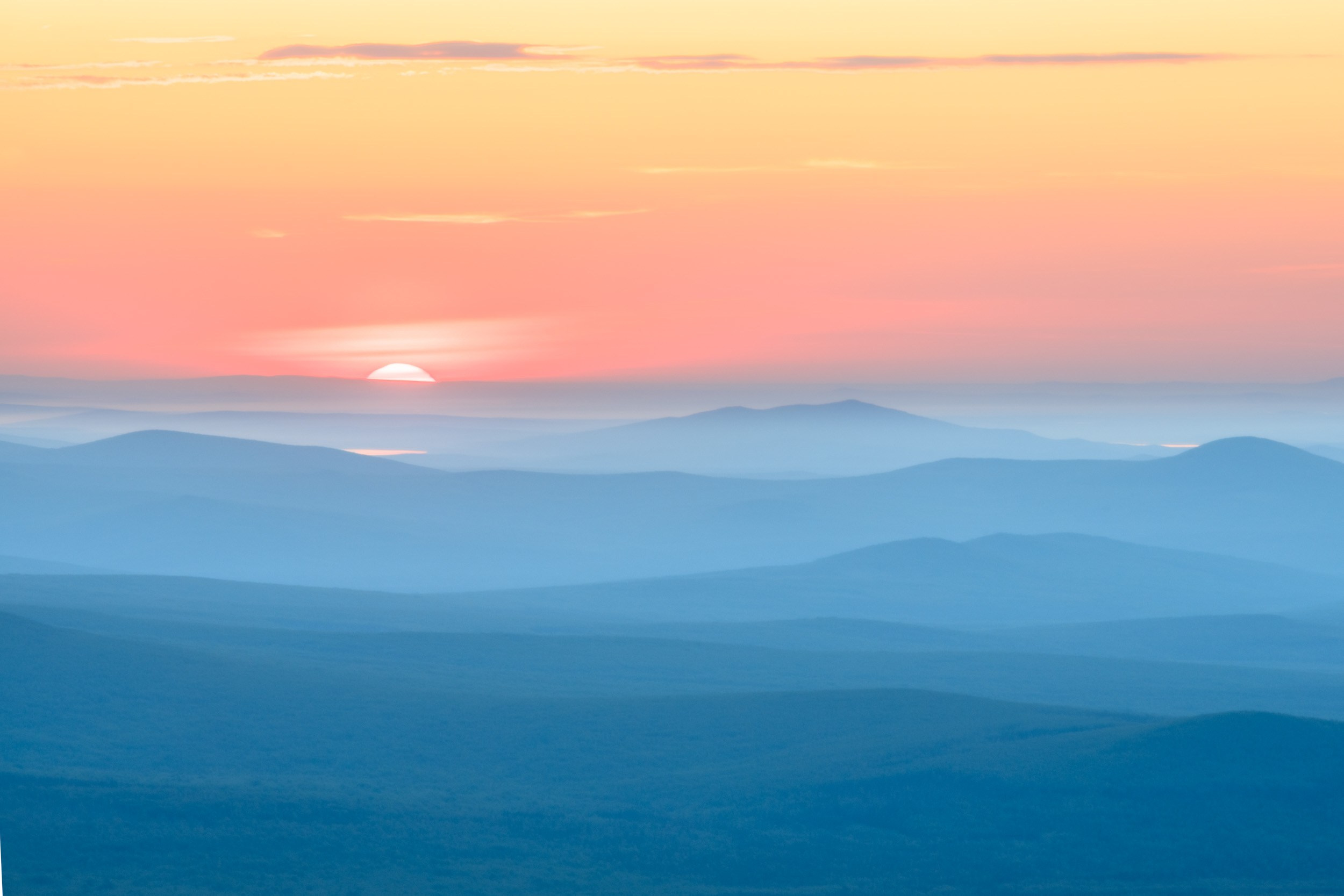 Окрестности горы Конжаковский камень, Северный Урал, Урал, Россия.