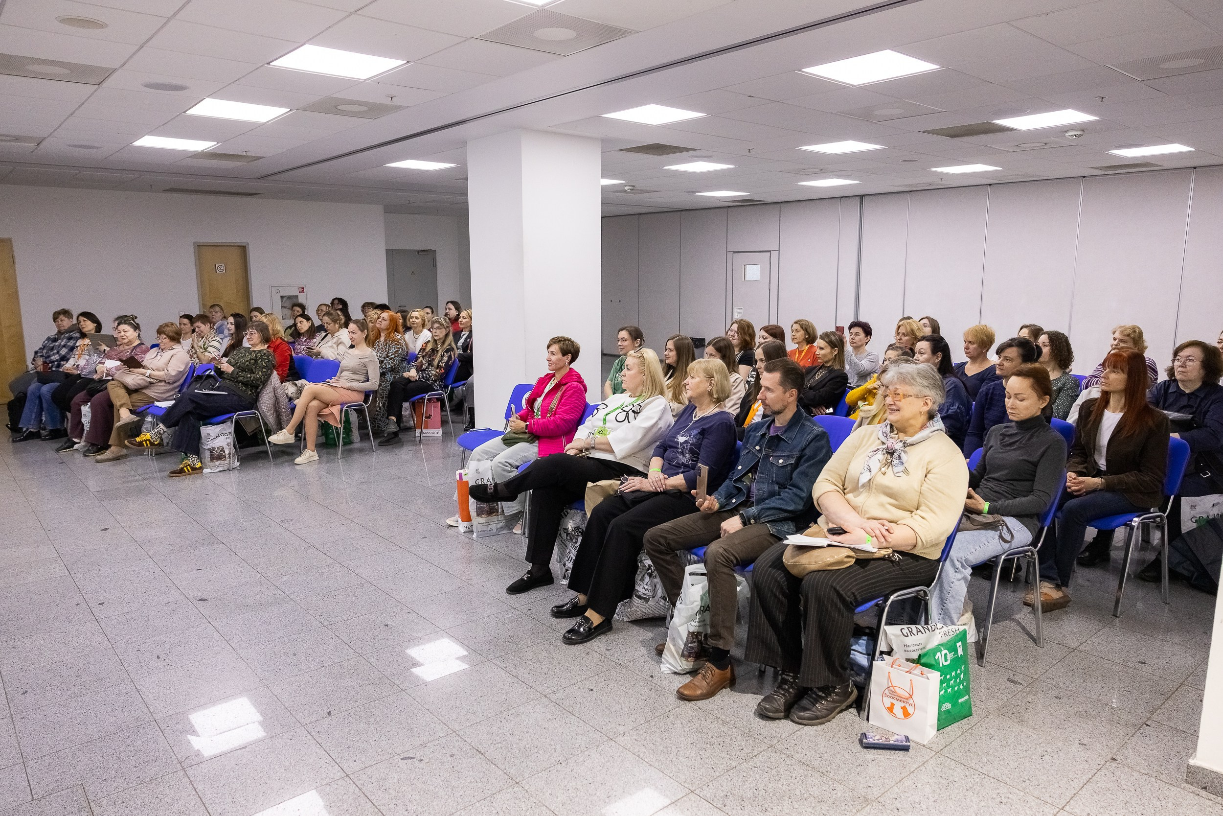 DOG-ПРОФИ 2026. Питомник китайских хохлатых собак Poale Ell: купить щенка в питомнике