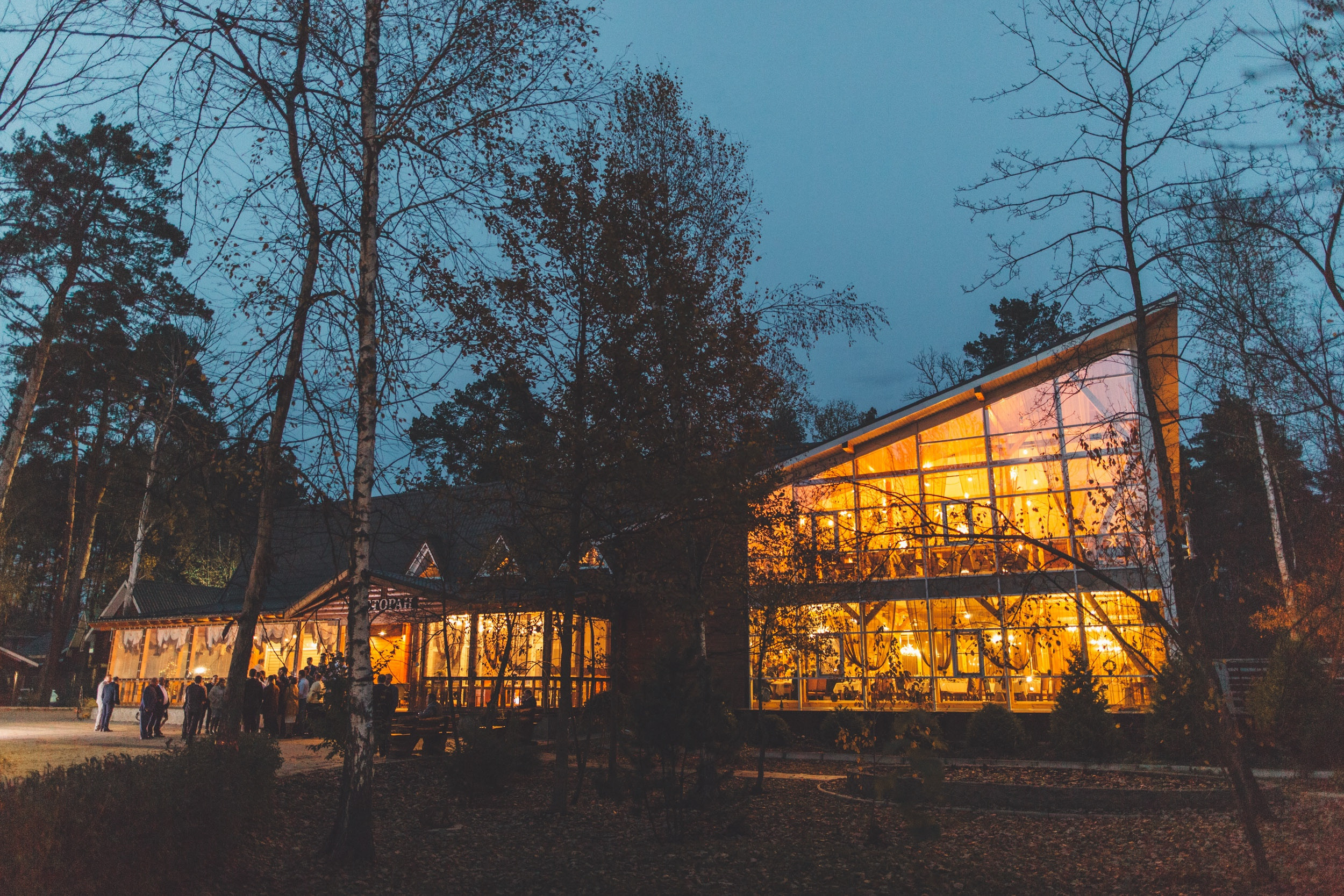 International price for World. Հարսանեկան լուսանկարչություն Հայաստանում Ադամյանների ընտանիքի կողմից