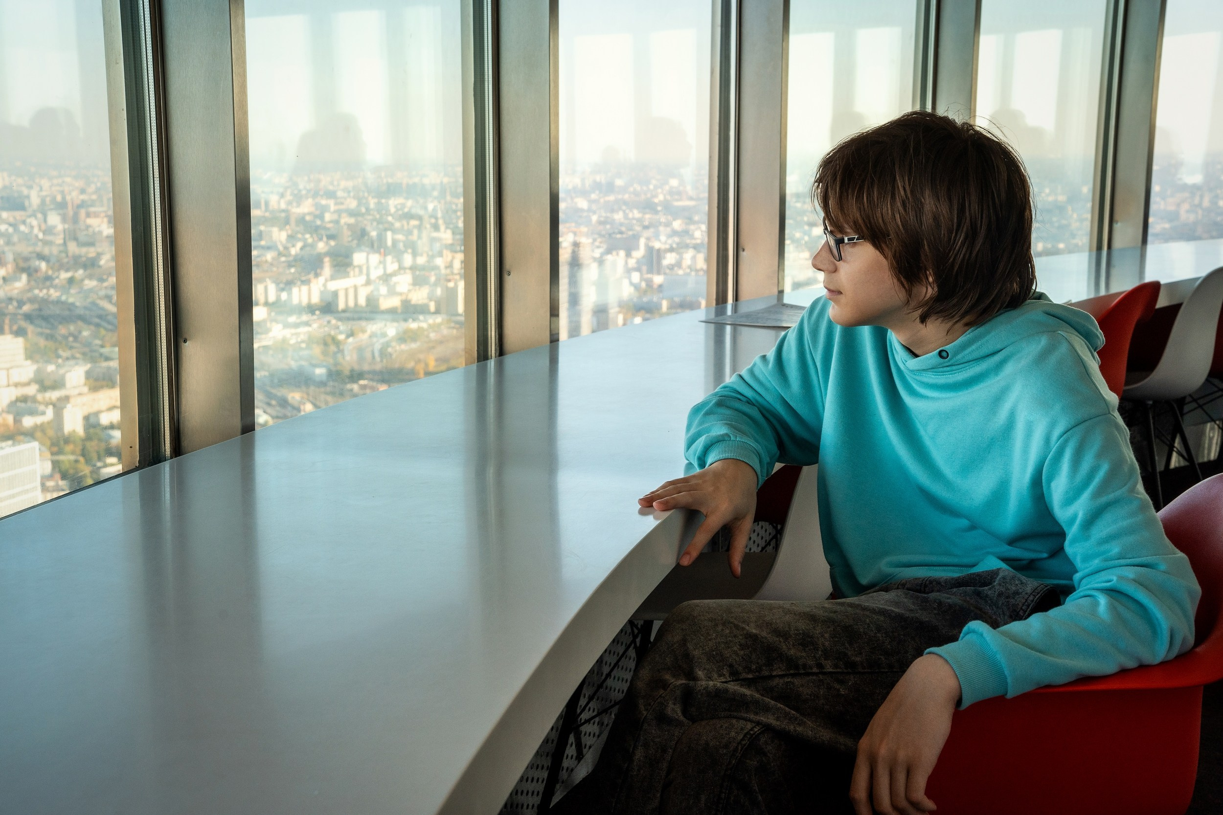 Егор в Останкино. Фотограф Павел Герасименко