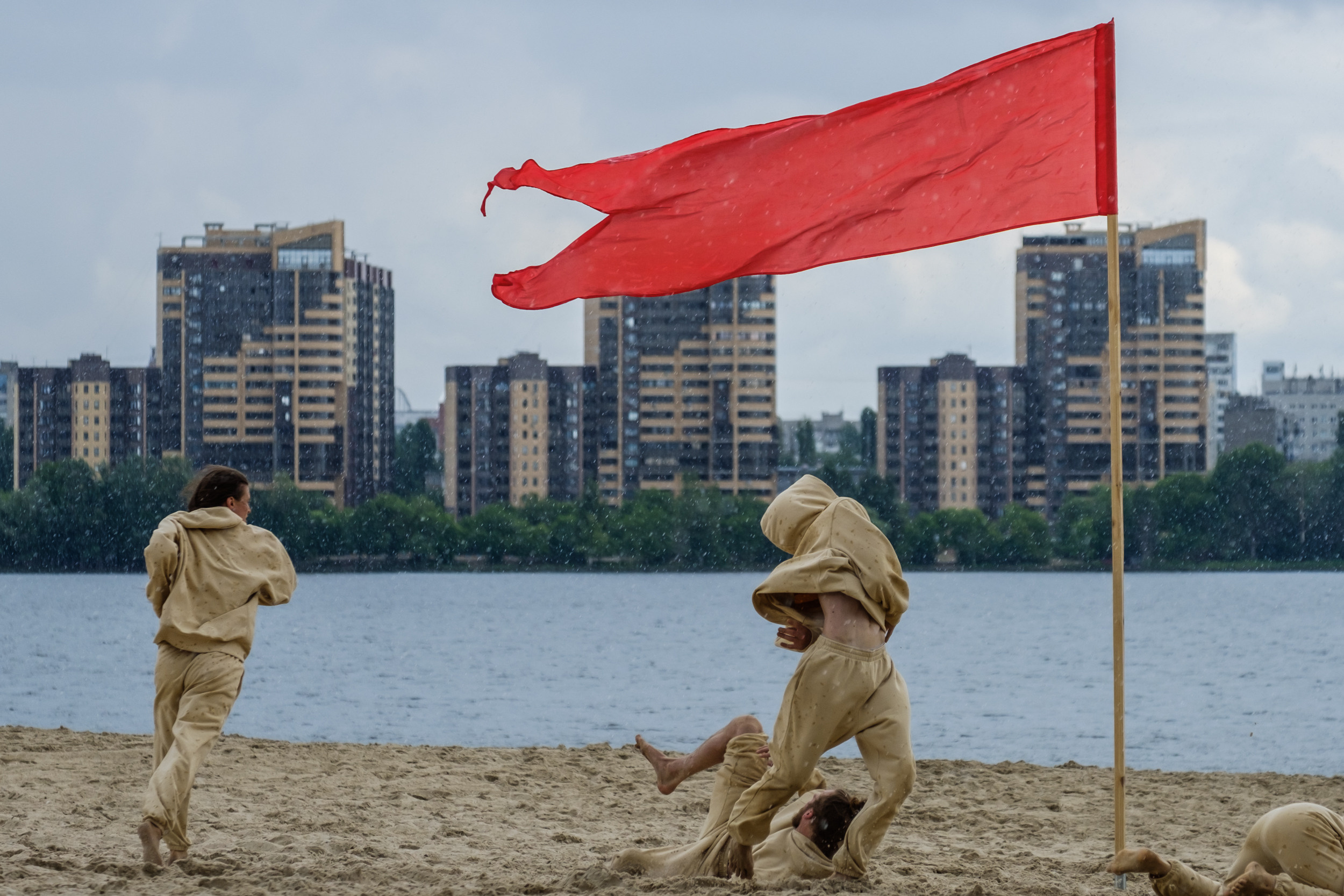 Перформанс «Новая Земля» на XI-ом Платоновском фестивале. Porto Photographer Kristina Brazhnikova