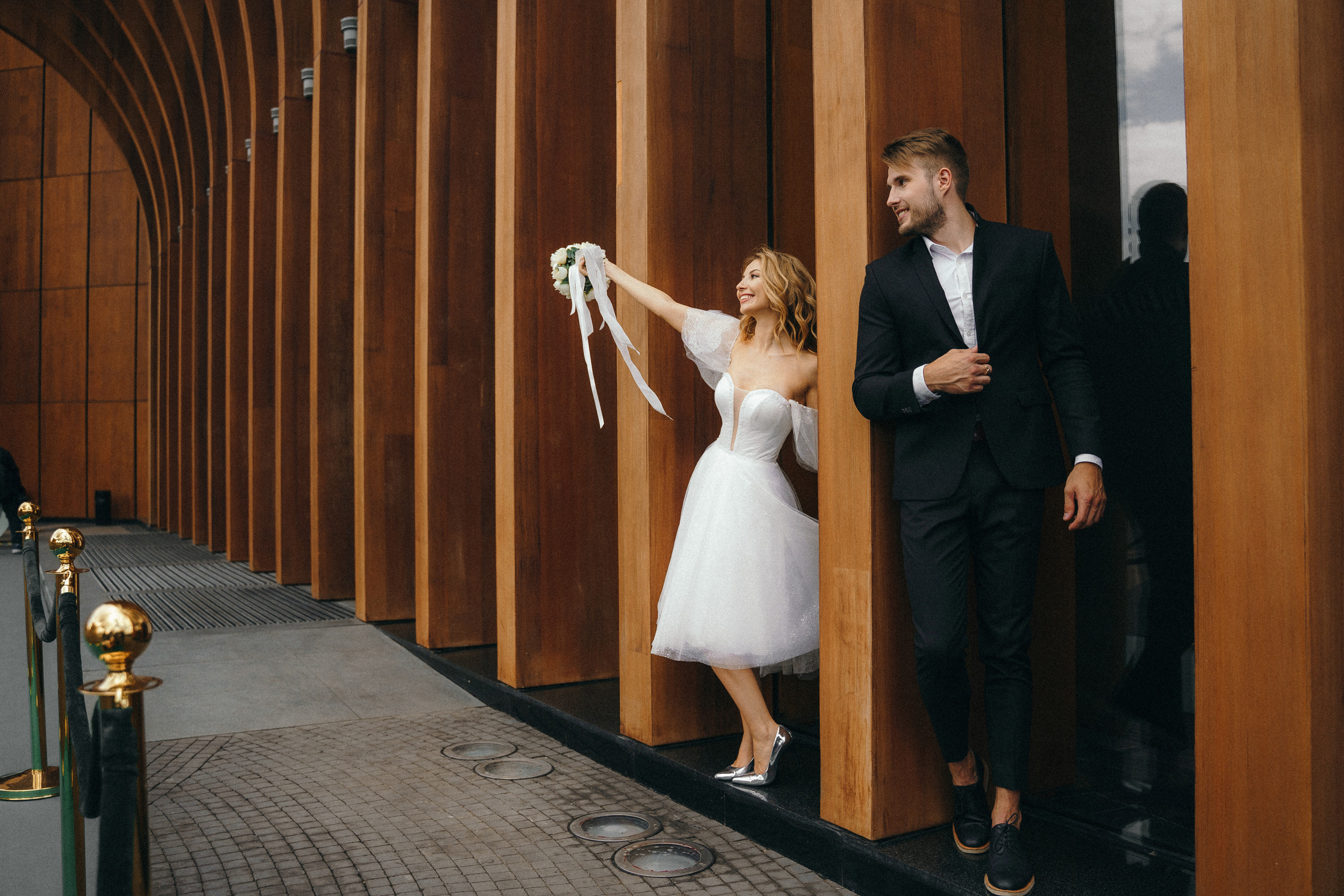 Стоимость услуг свадебной фотосессии (ЗАГС+прогулка) в Москве и МО