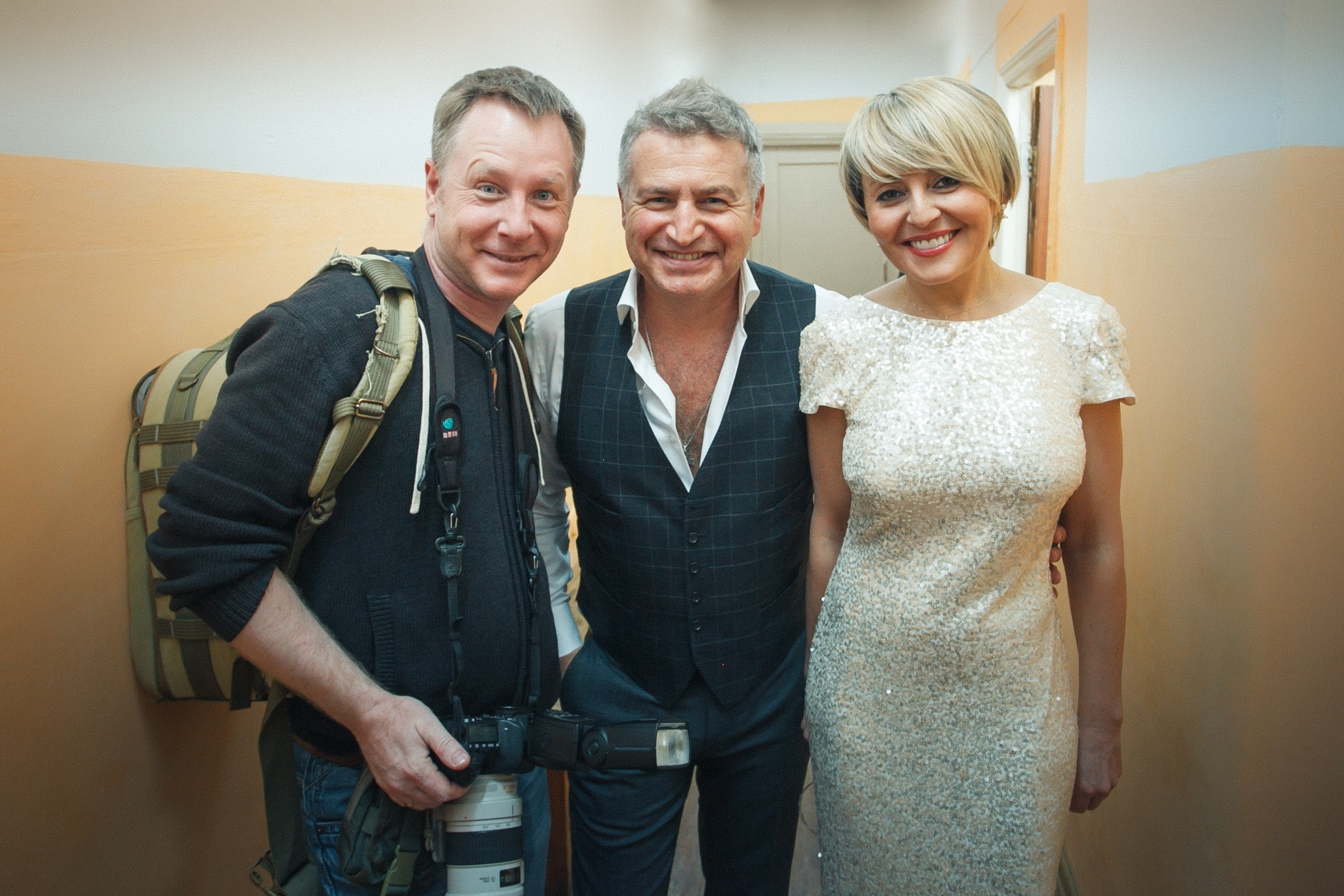 КОНТАКТЫ. Семейный, свадебный, рекламный фотограф в Челябинске Евгений МЕНЬШИХ