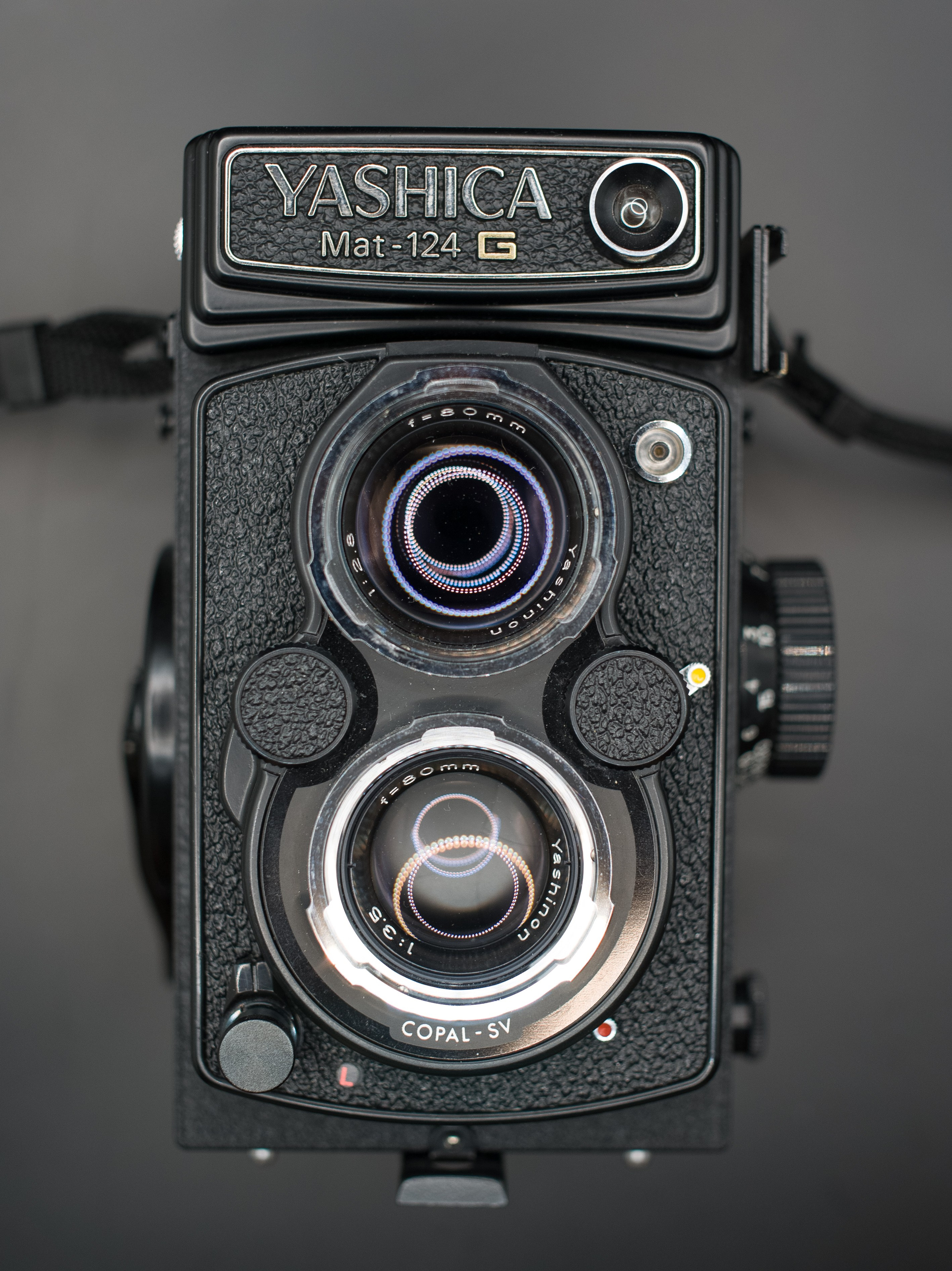 Обзор фотоаппарата Yashica MAT 124G