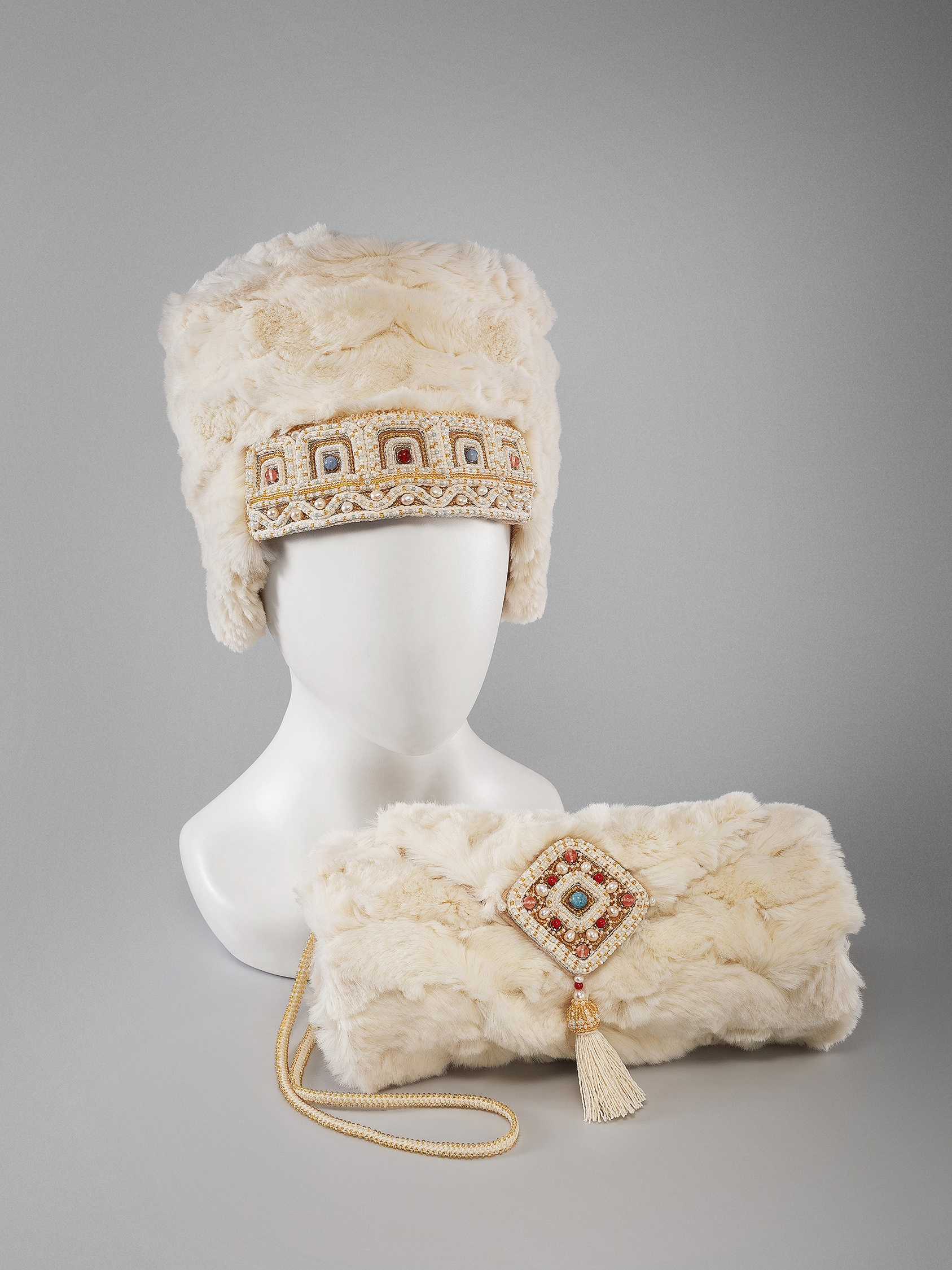 Предметная фотосъёмка в Санкт-Петербурге. Профессиональный фотограф СПб. Музейный фотограф. Фото для мастеров. Фотография авторских работ. Фотограф предметов искусства. Рекламный фотограф Сергей Пушкин. Фото для каталога и маркетплейсов. Контентмейкер для соцсетей.