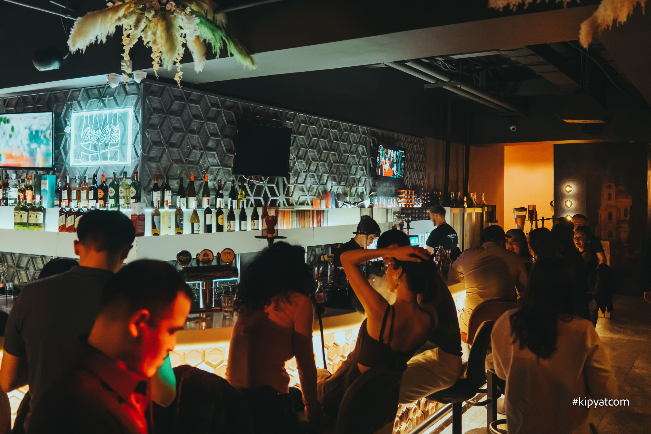 Панаехали бц Москва. Астана Кипятком