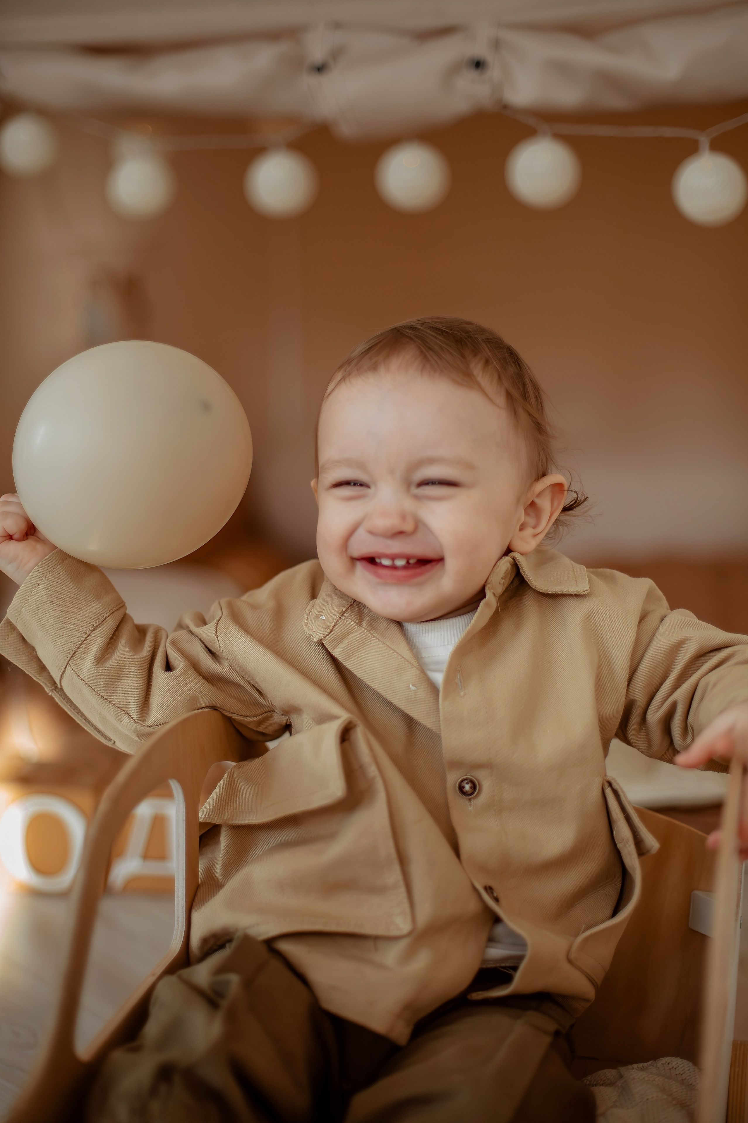 Первый год жизни: почему важно сохранить каждый момент, разберемся вместе с Детской фотостудией г. Курган. Семейный фотограф в Кургане