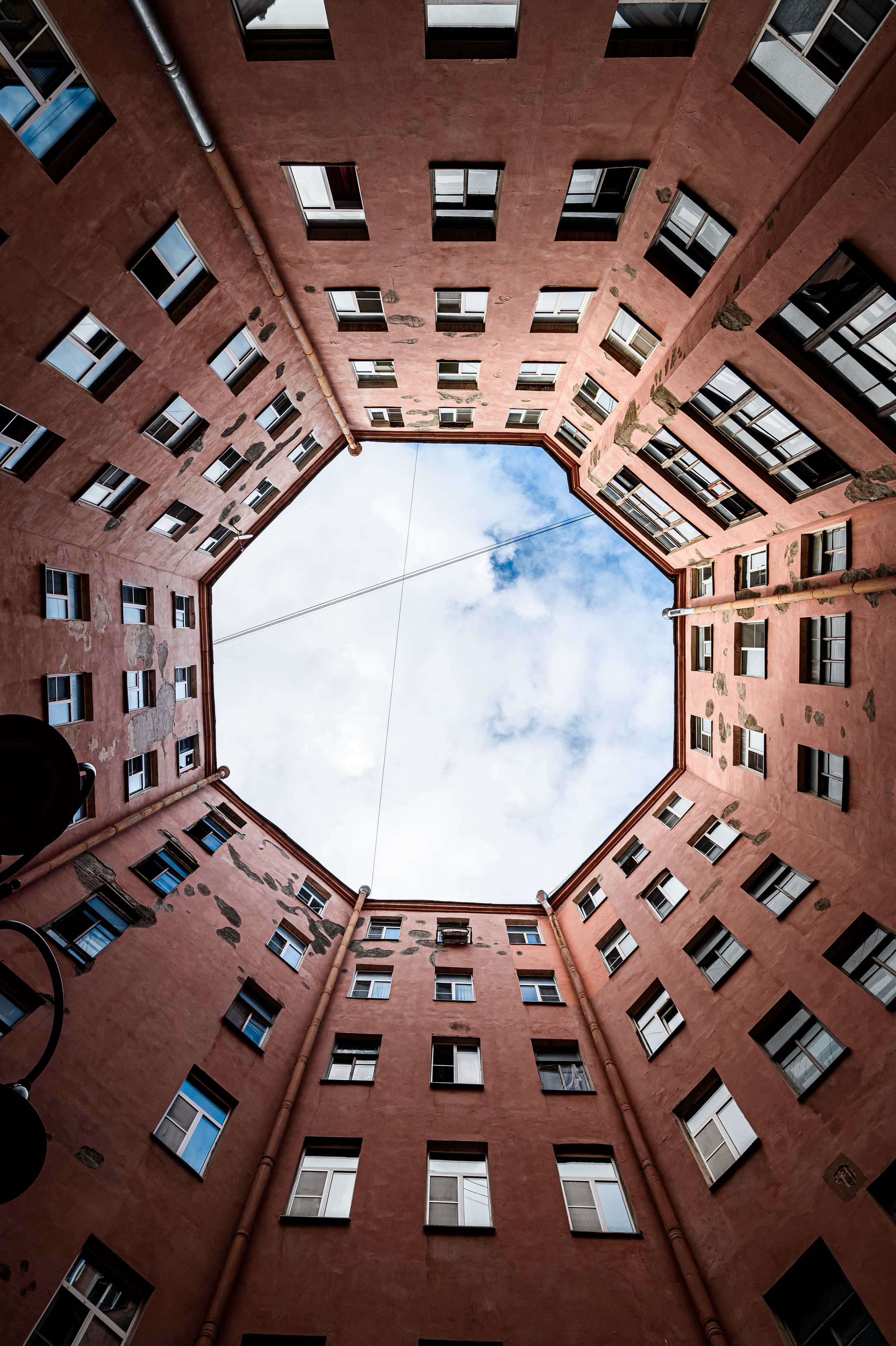 Дворы-колодцы Санкт-Петербурга (Петроградская сторона) | Фотопроект Алексея Клейменова