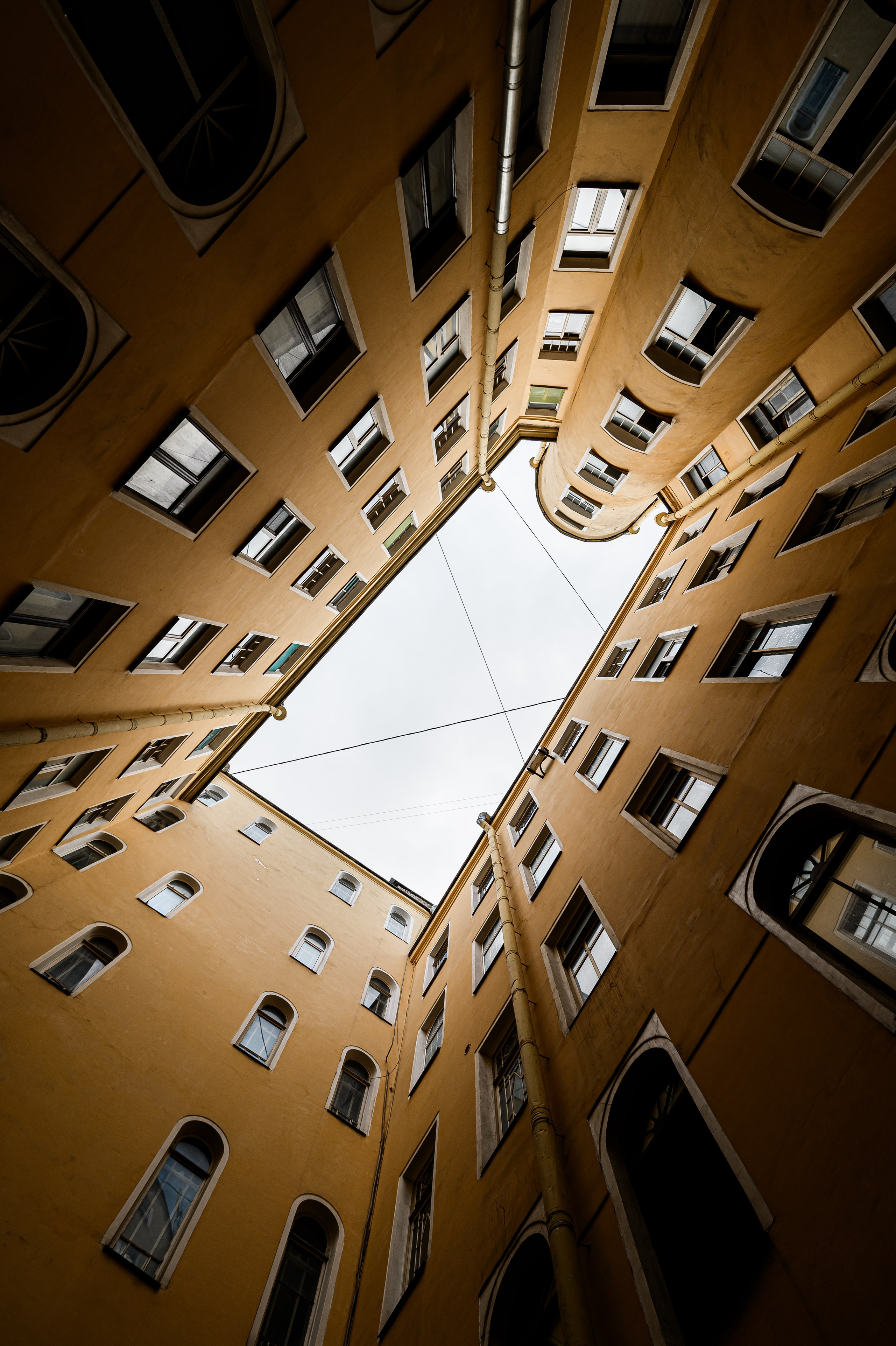 Дворы-колодцы Санкт-Петербурга (Петроградская сторона) | Фотопроект Алексея Клейменова