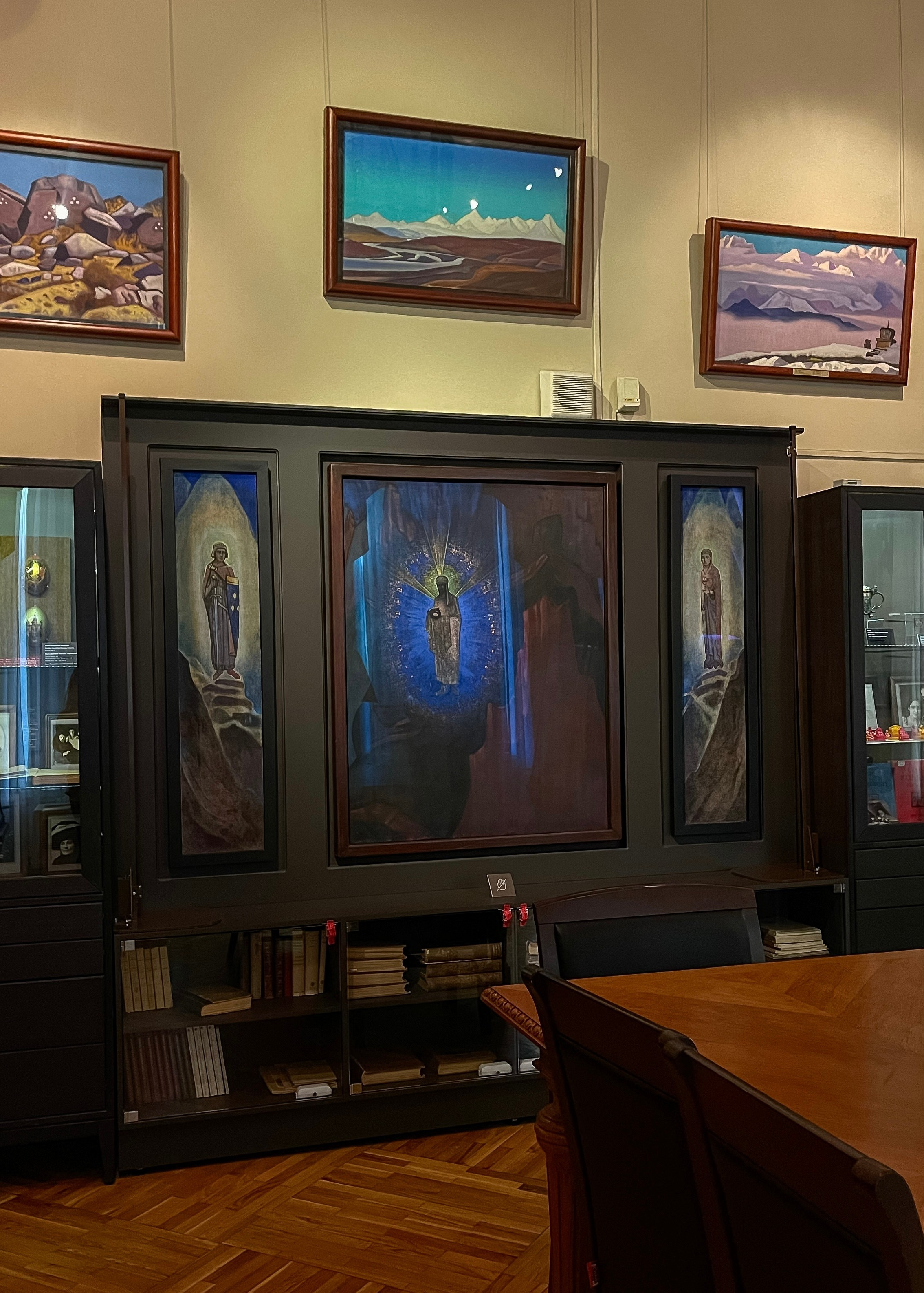 Музеи. Экскурсовод по Москве Беляева Валентина