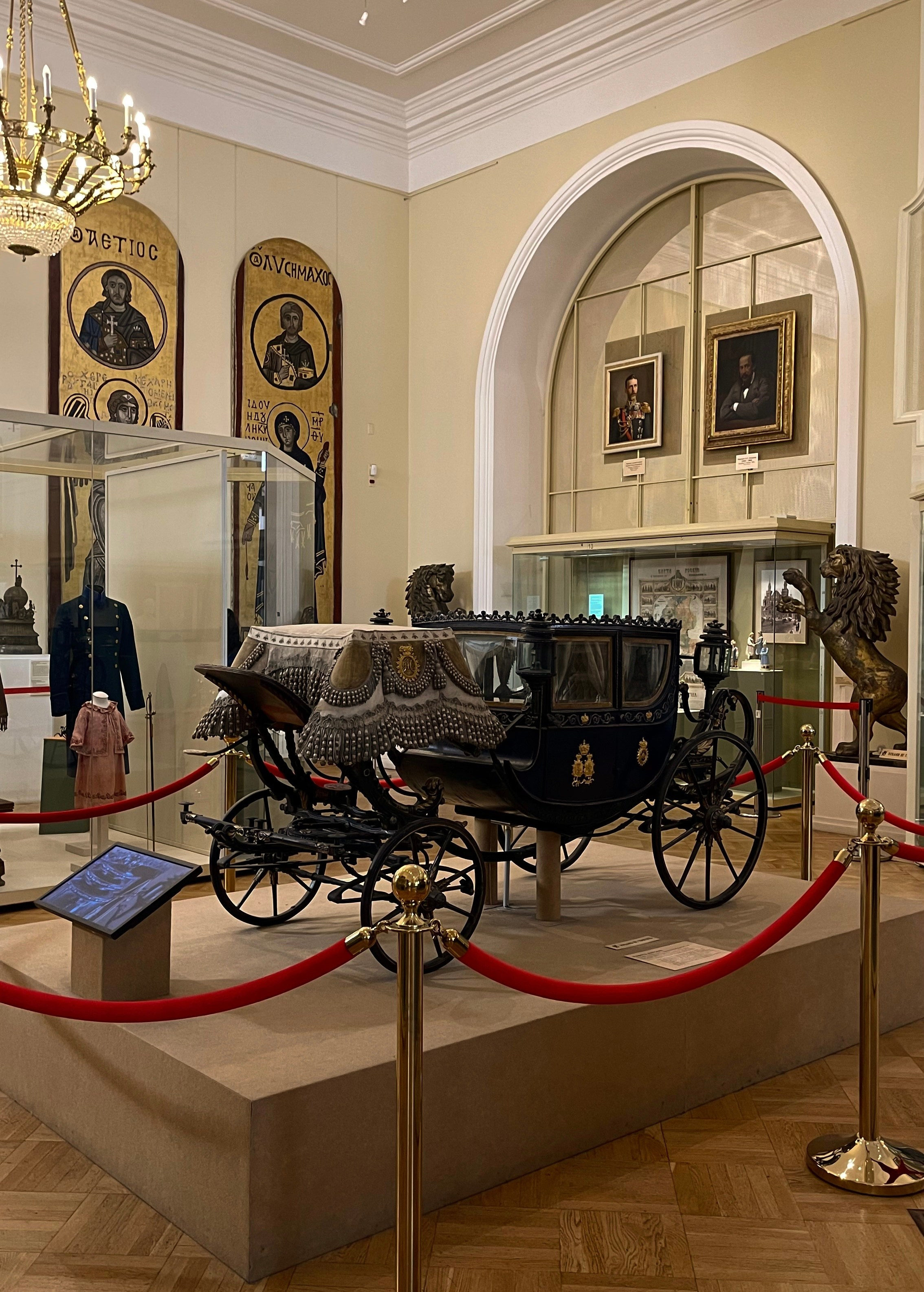 Музеи. Экскурсовод по Москве Беляева Валентина