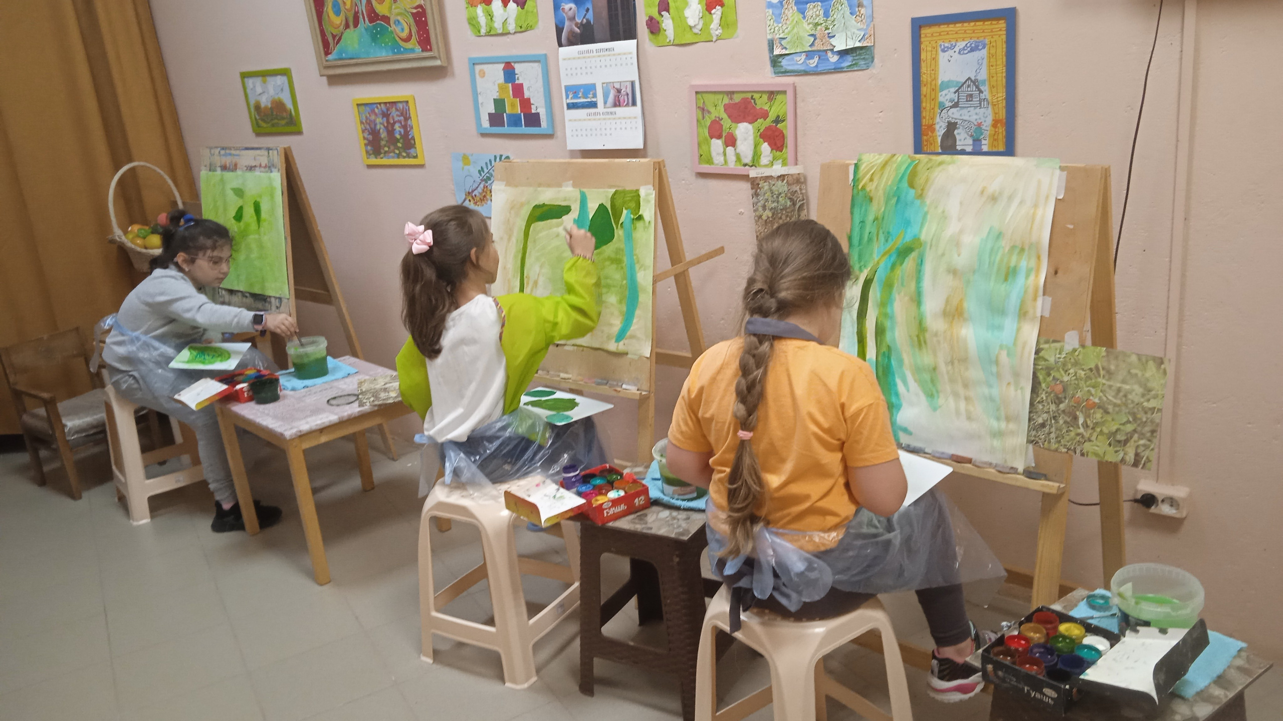 Изостудия для школьников. Студия копилка