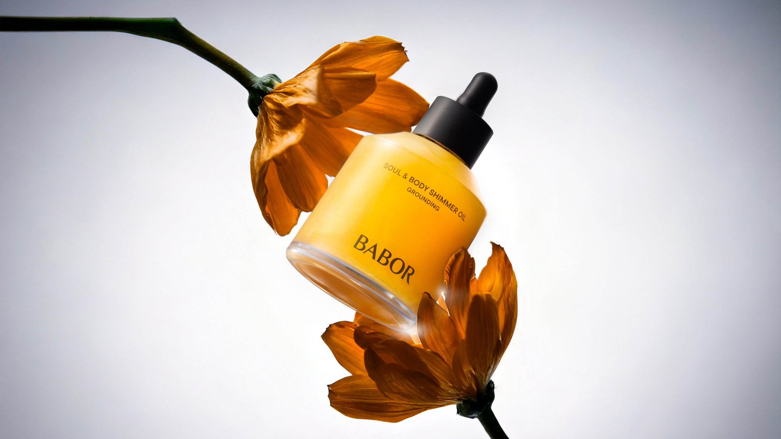 Предметный фотограф в Санкт-Петербурге Иван Сапрыкин