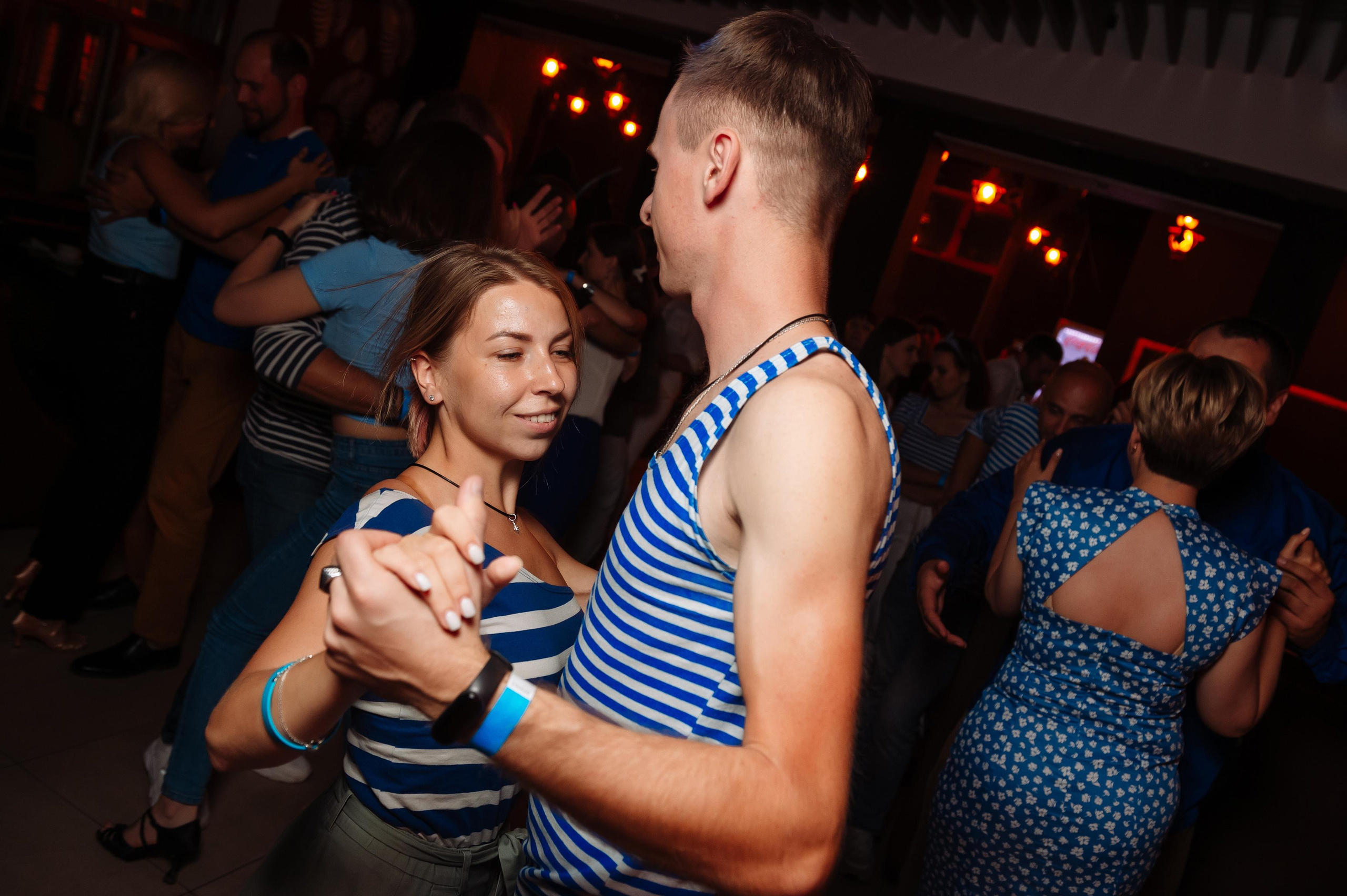 Школа социальных танцев Casa Latina. Репортажный и свадебный фотограф в Курске Борис Захарчук